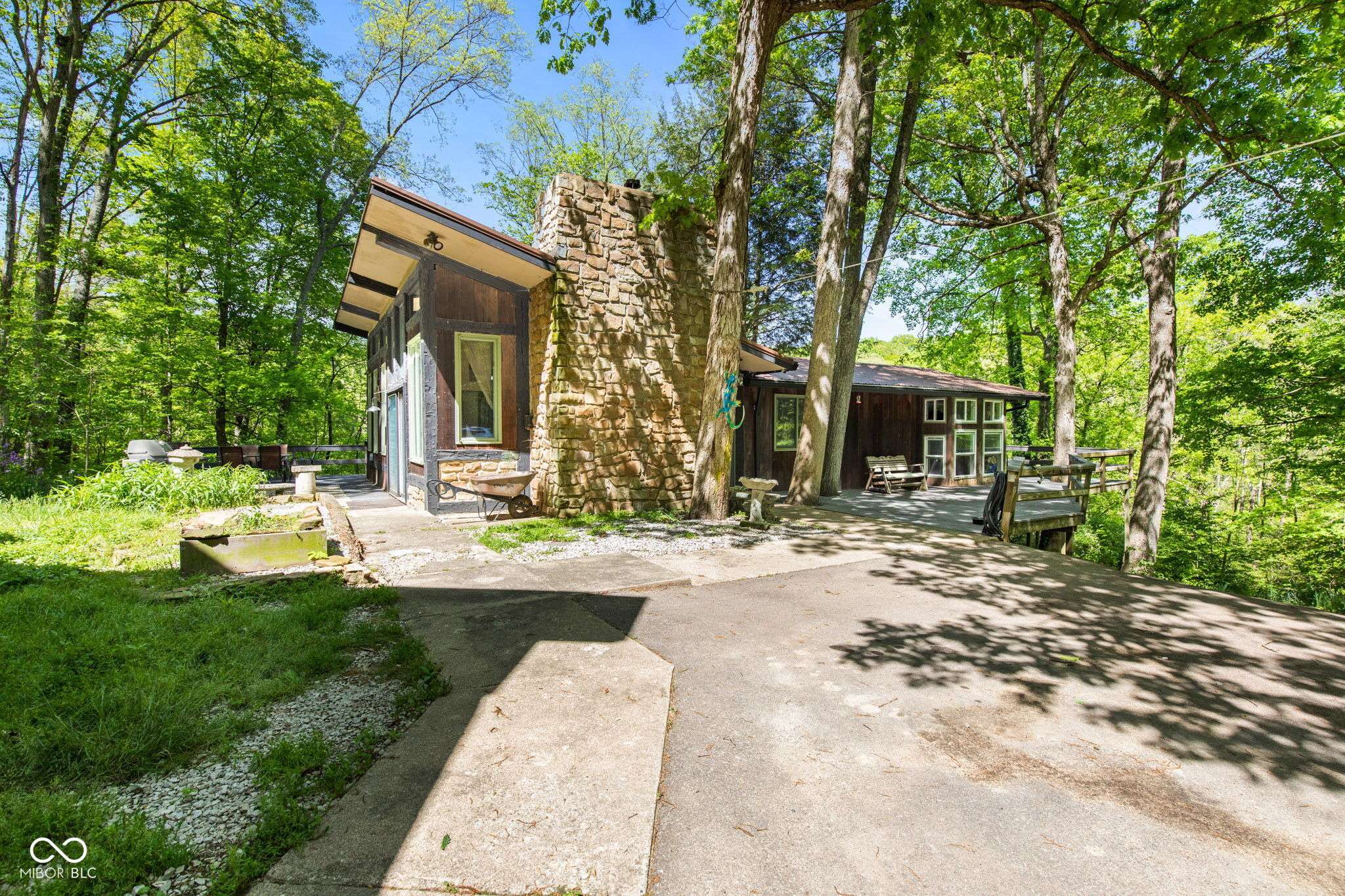 Nashville, IN 47448,1686 Borders RD
