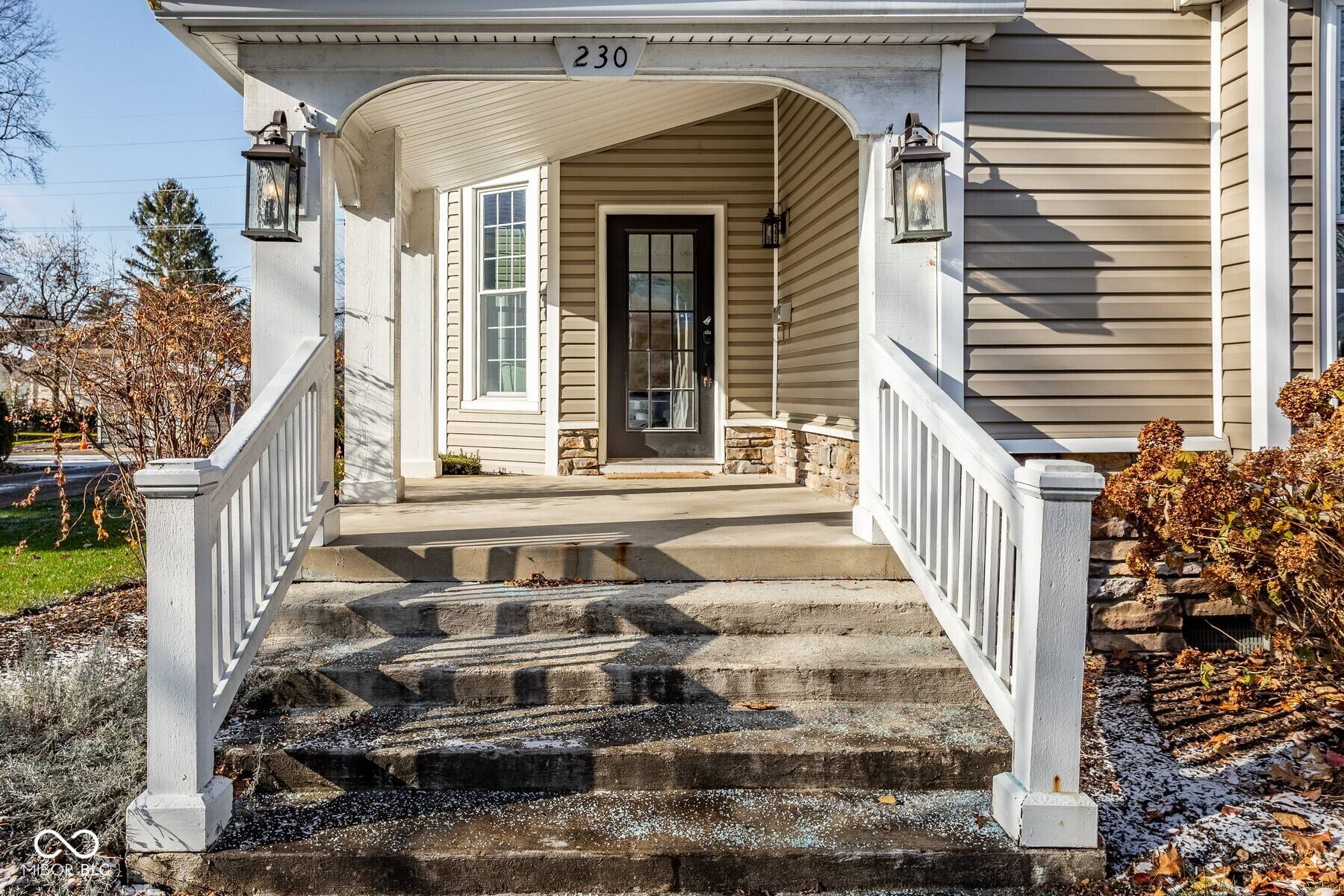 Carmel, IN 46032,230 N Rangeline RD