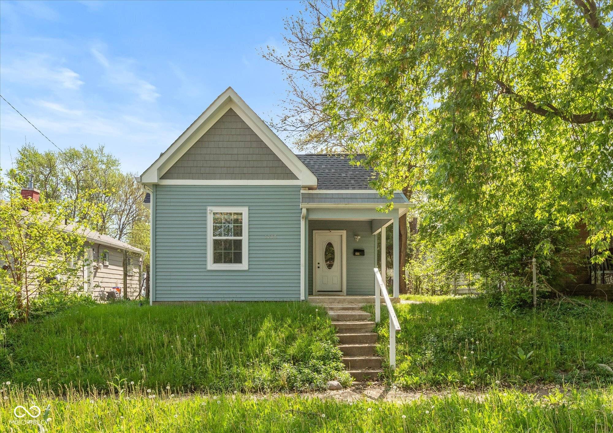 Indianapolis, IN 46222,1215 N Pershing AVE