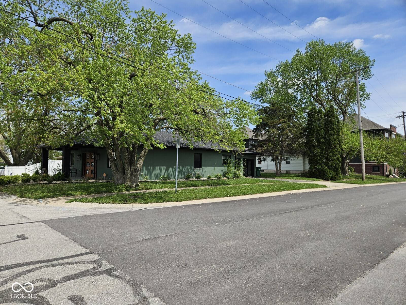 Westfield, IN 46074,228 Maple ST