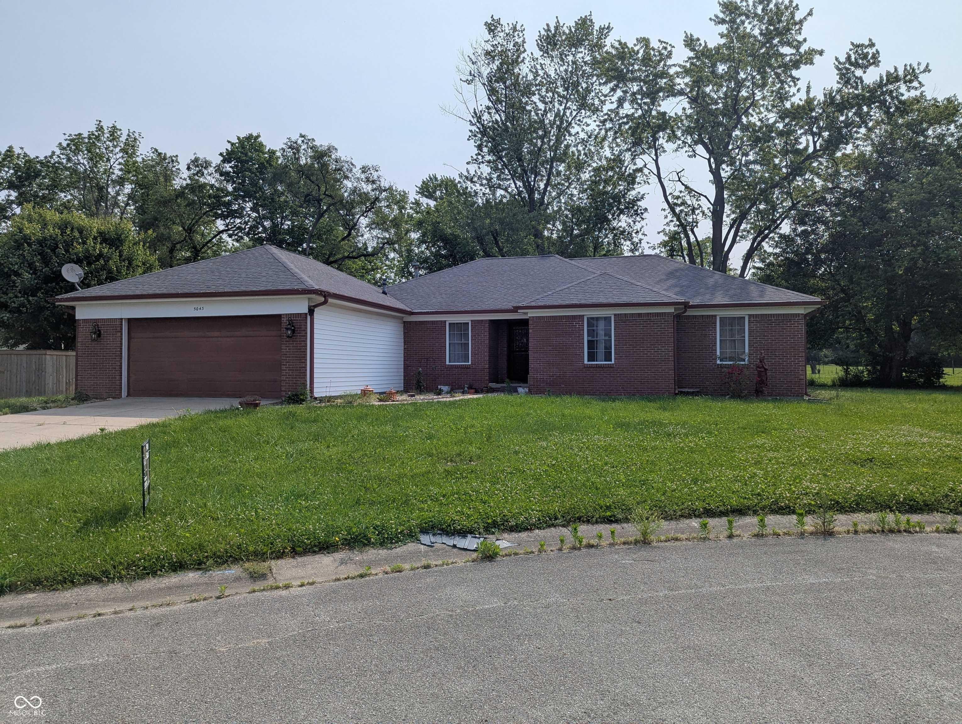 Indianapolis, IN 46227,5043 Harway CT