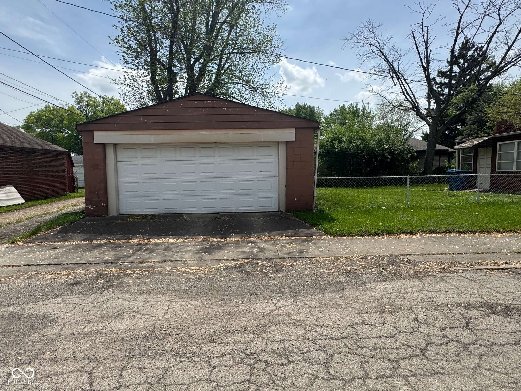 Indianapolis, IN 46241,2501 Mars Hill ST
