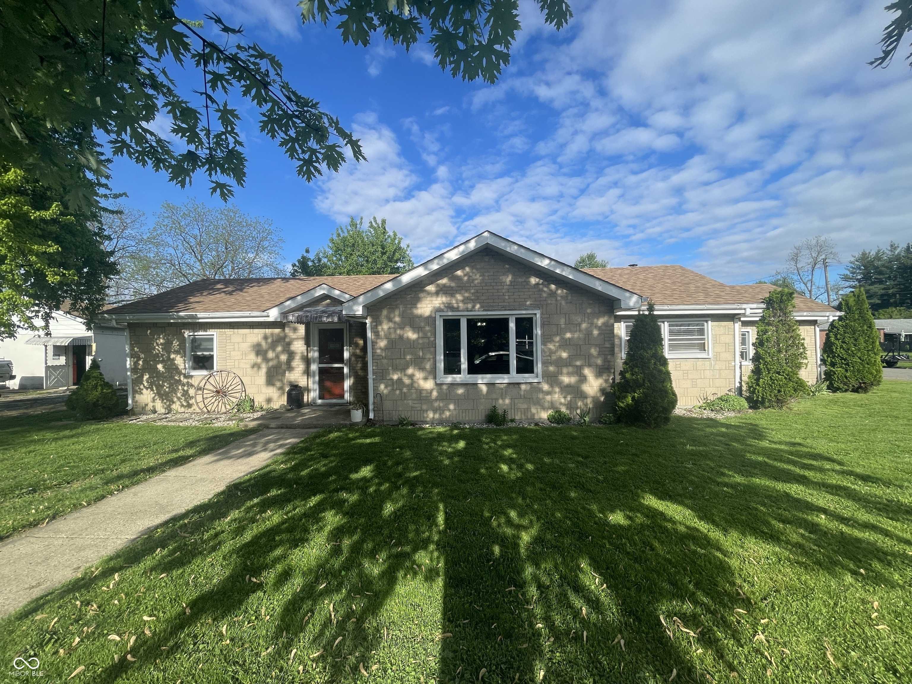 Shelbyville, IN 46176,1122 Shelby ST