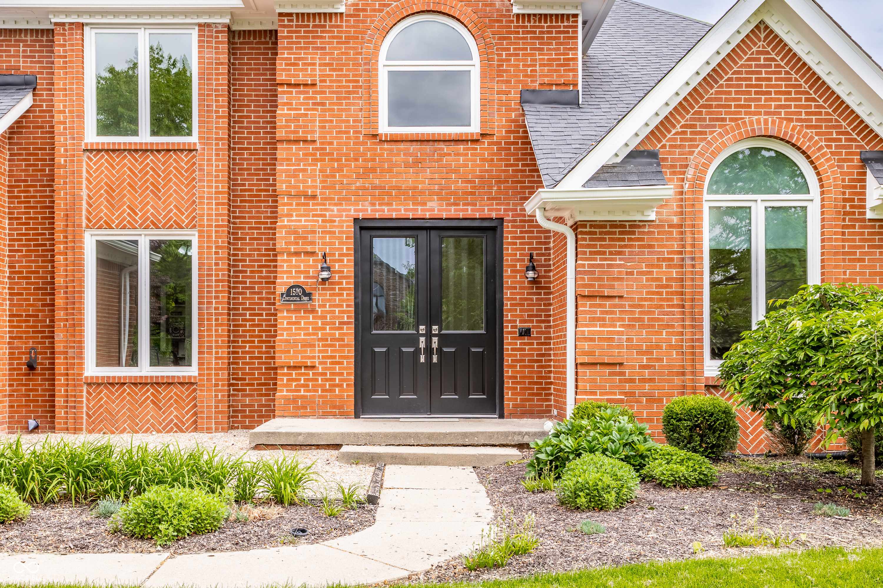 Zionsville, IN 46077,1510 Continental DR