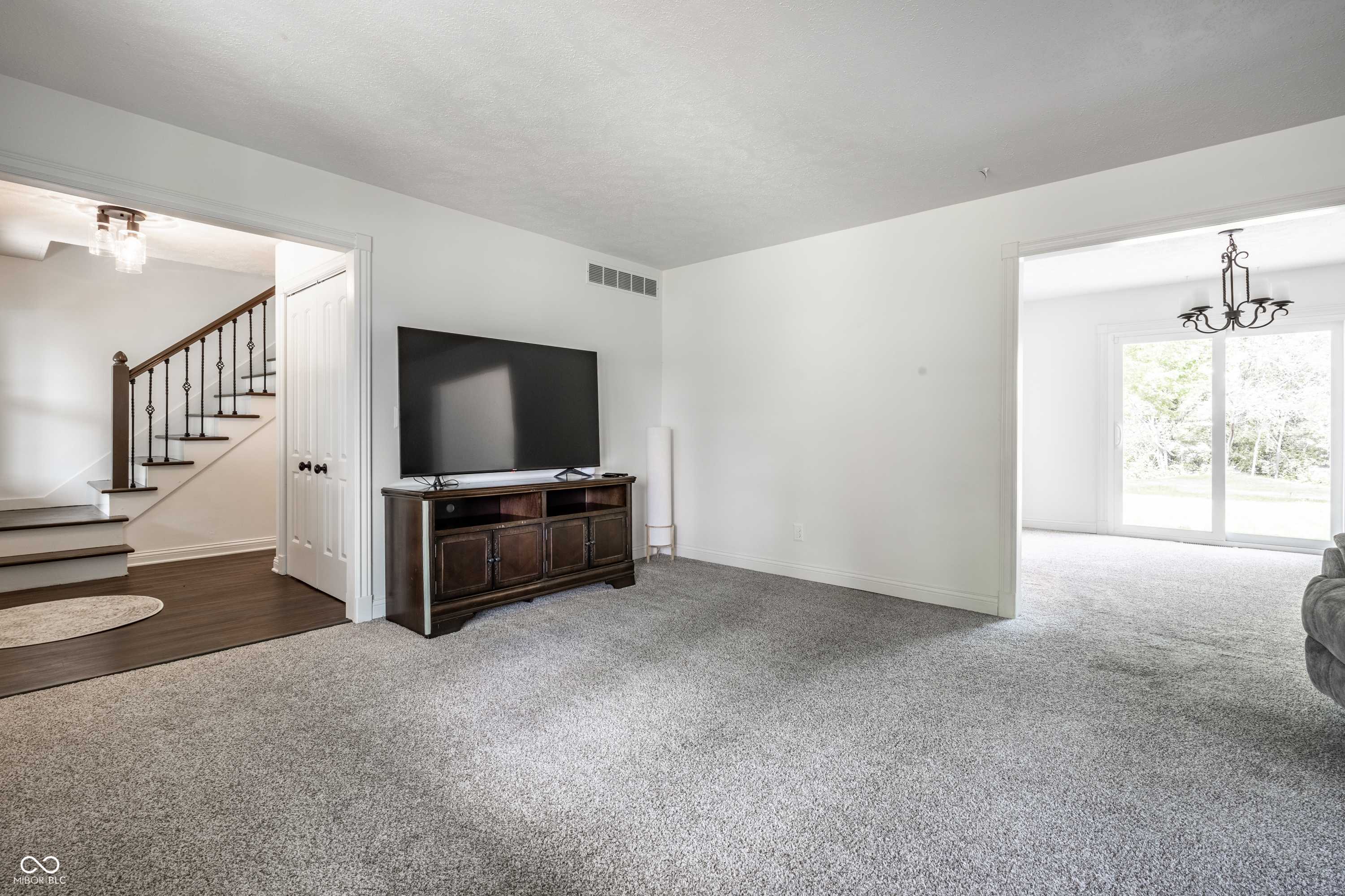 Indianapolis, IN 46217,6938 Rio Grande DR