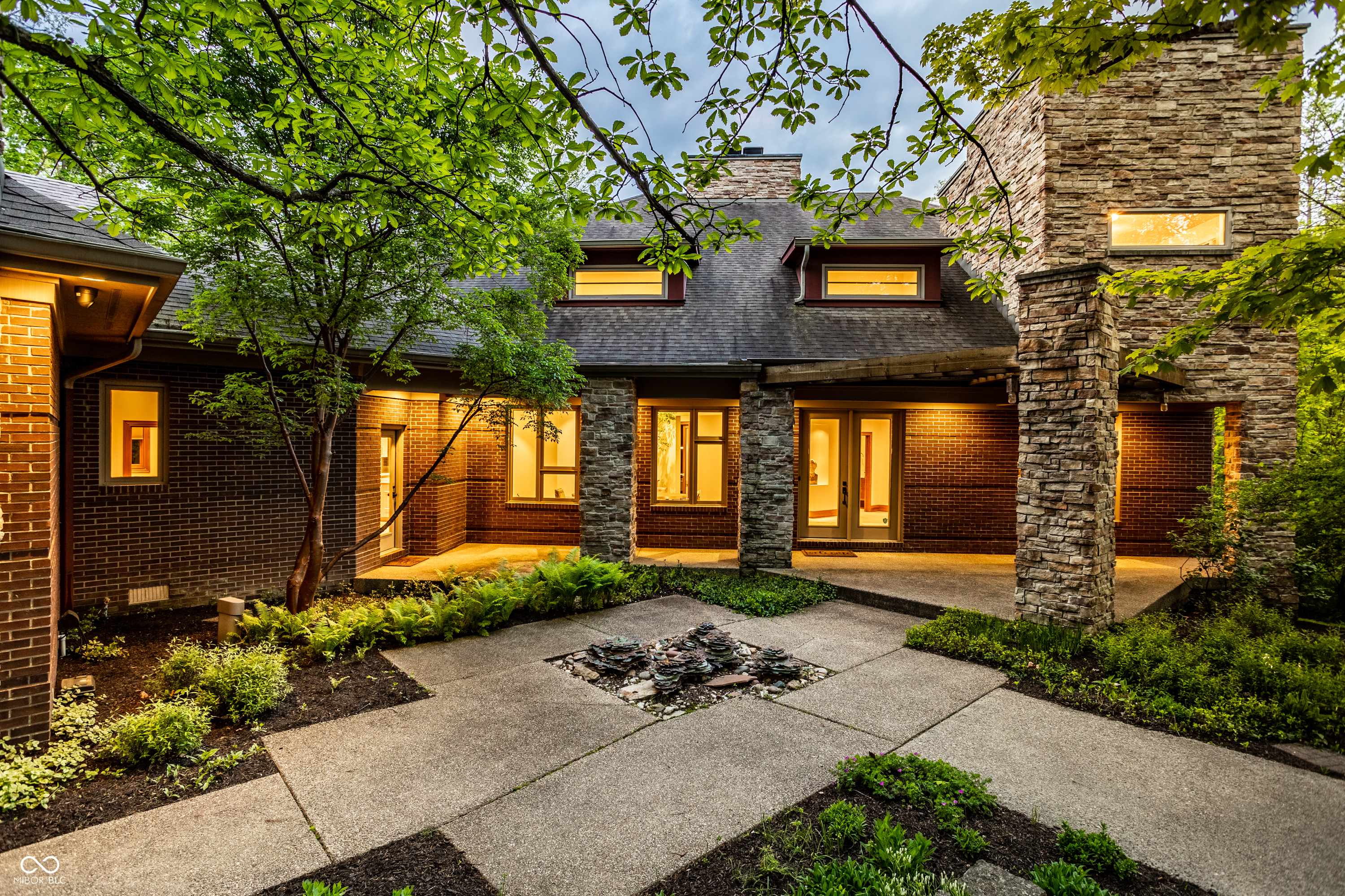 Zionsville, IN 46077,9387 Sullivan PL