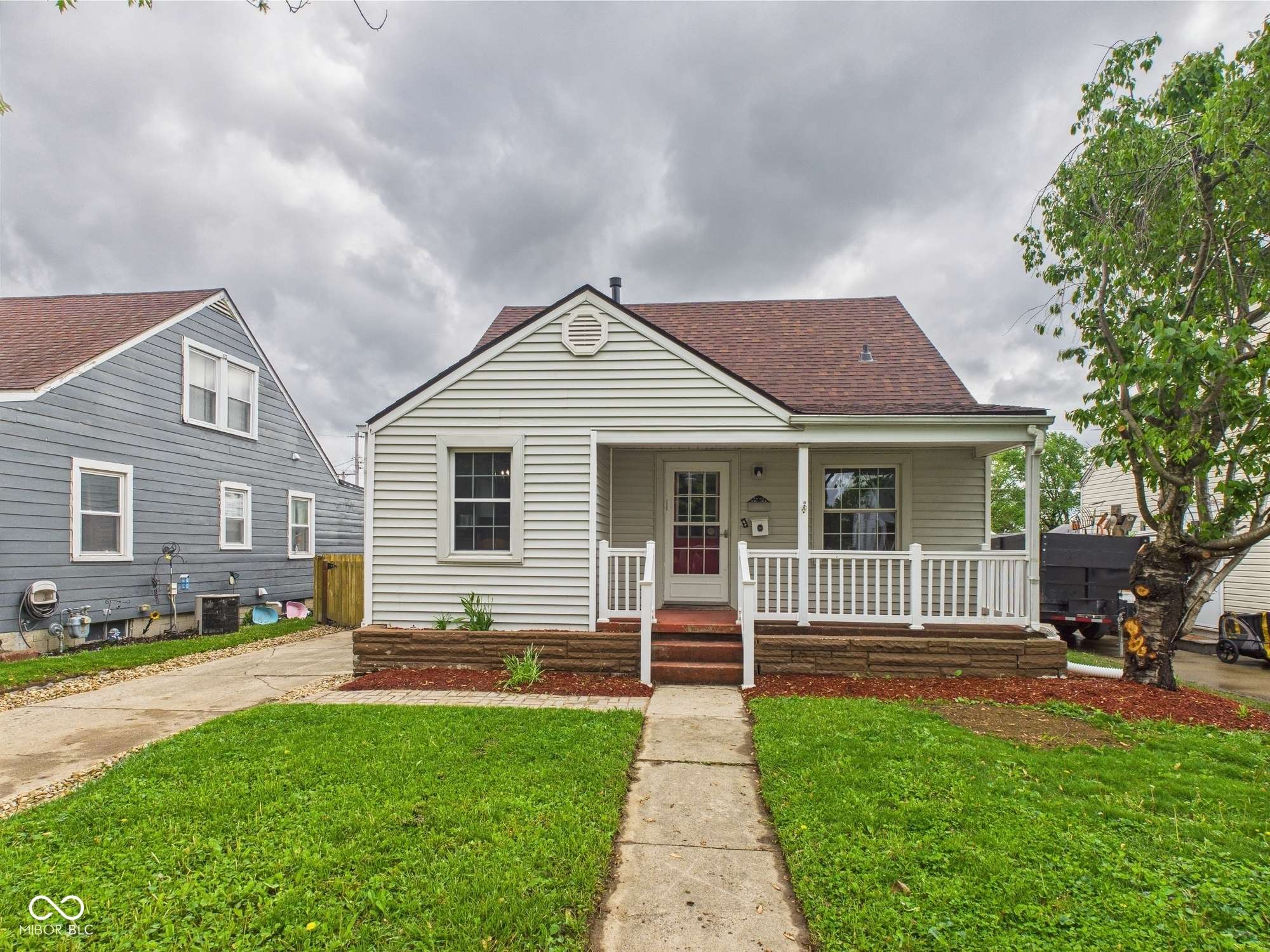 Anderson, IN 46016,2908 Fairview ST