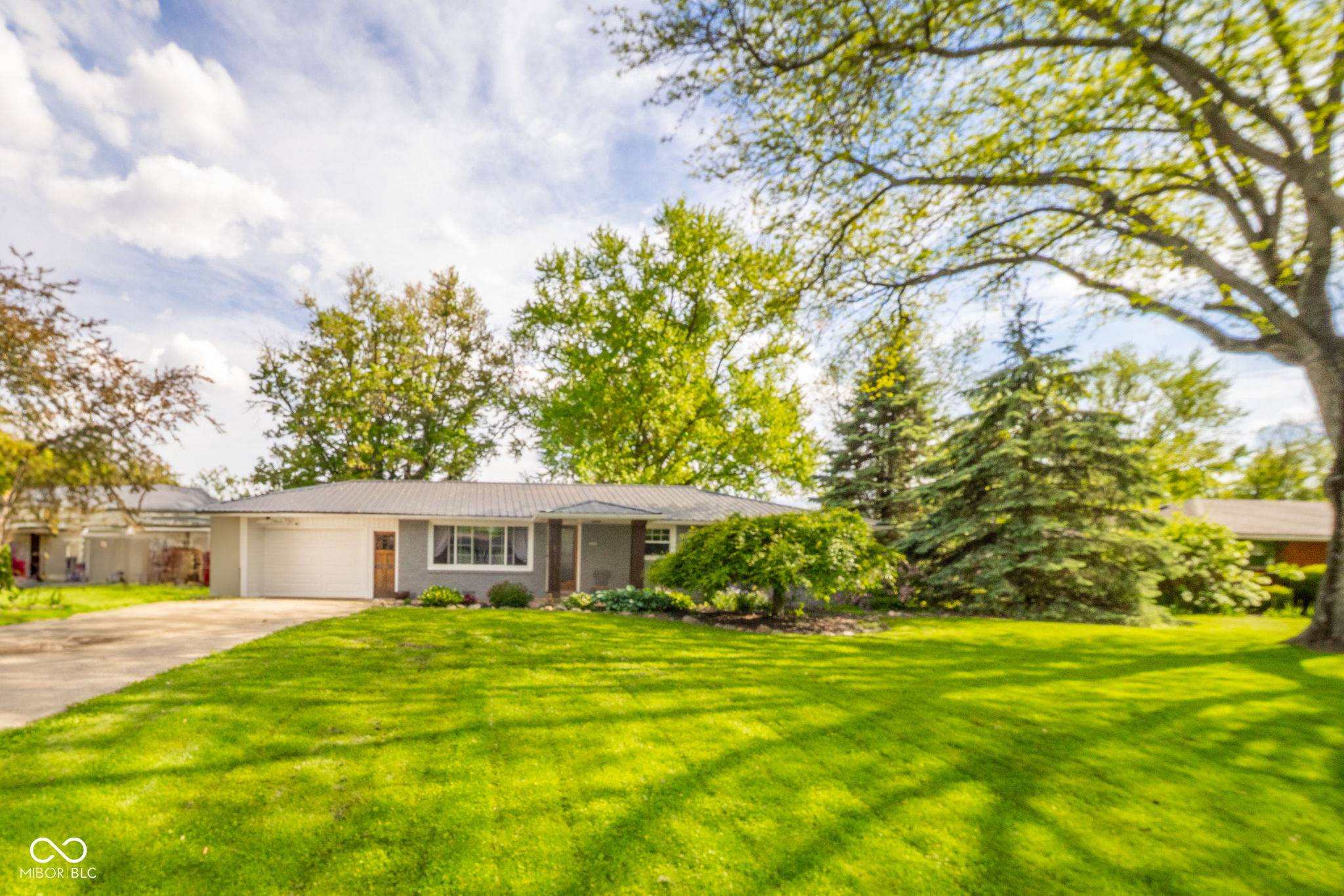 Anderson, IN 46013,2319 E 40TH ST