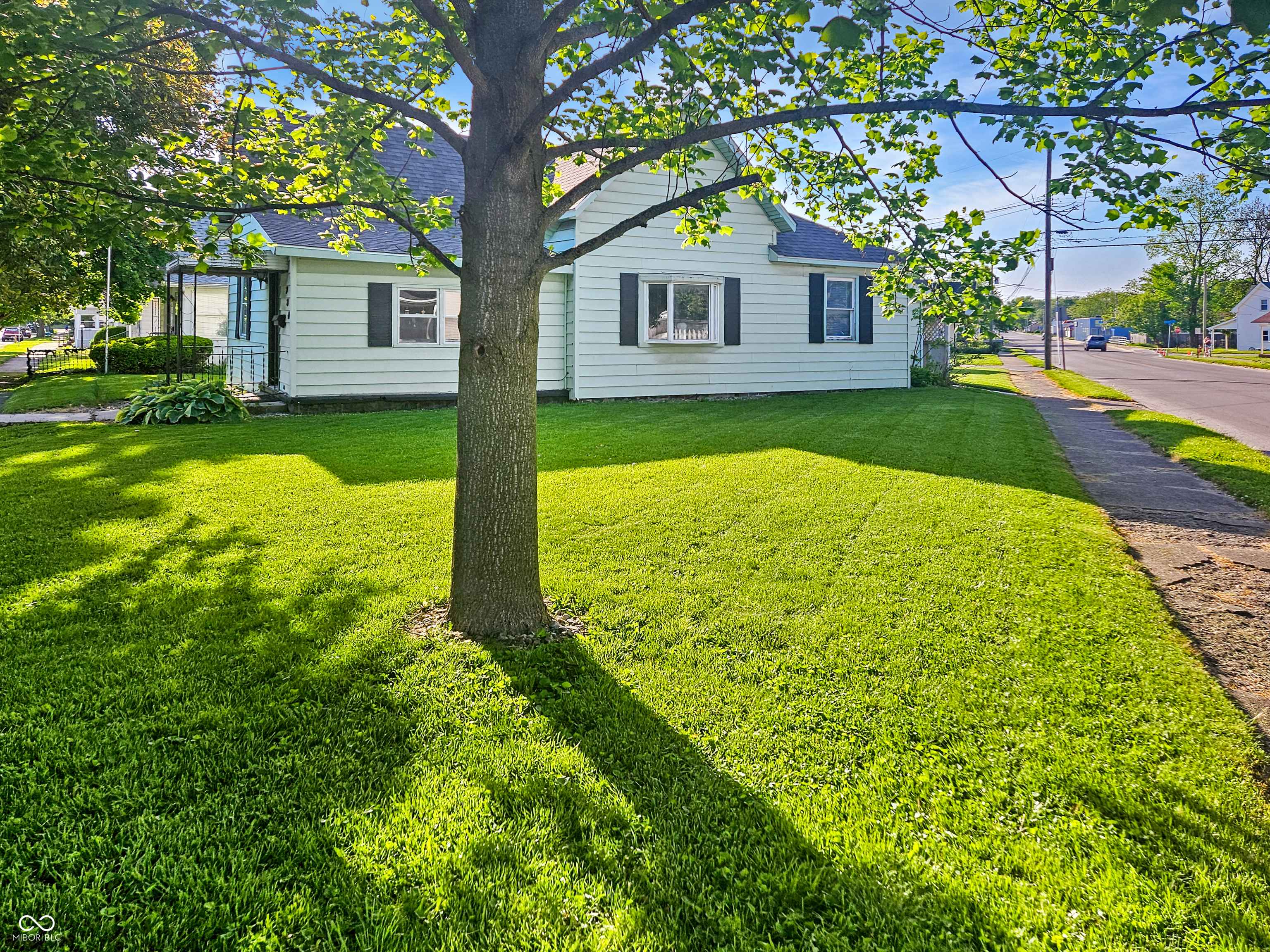 Lebanon, IN 46052,734 W North ST