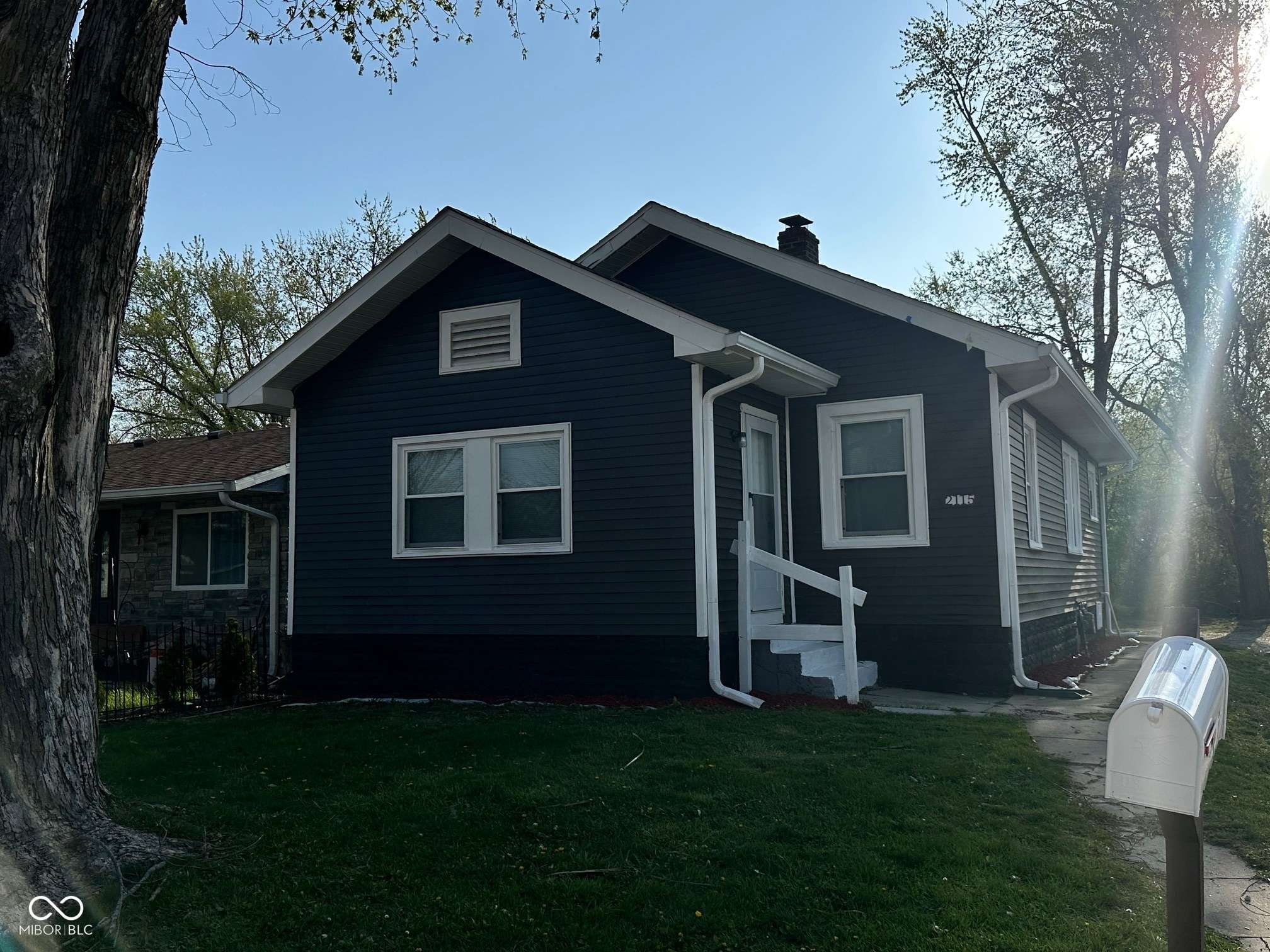 Indianapolis, IN 46218,2115 N Leland AVE