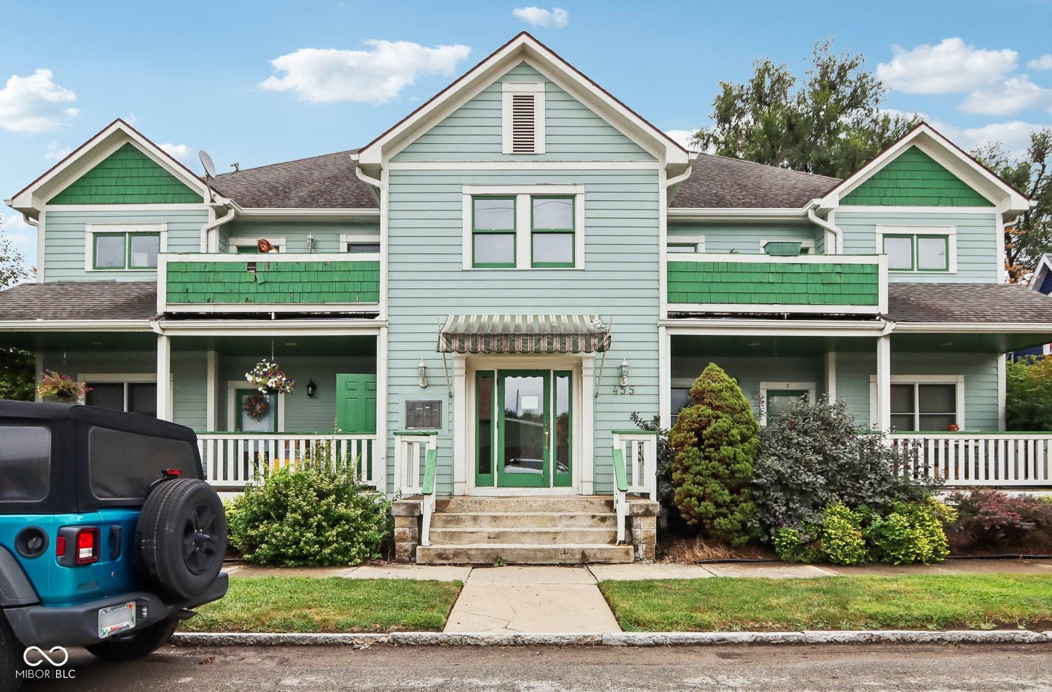 Indianapolis, IN 46203,455 S Pine ST #4