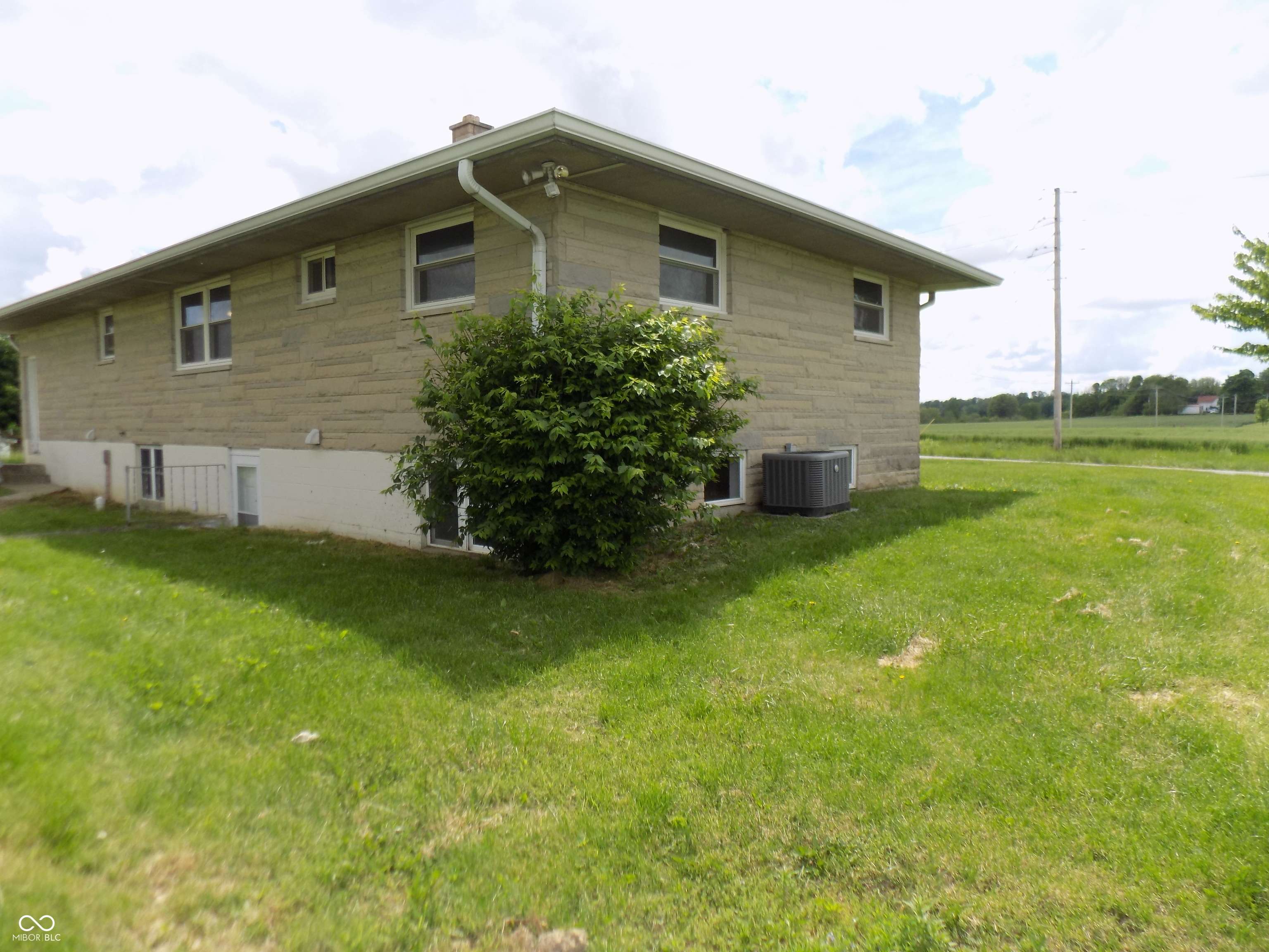 Cloverdale, IN 46120,9739 S County Road 825 E