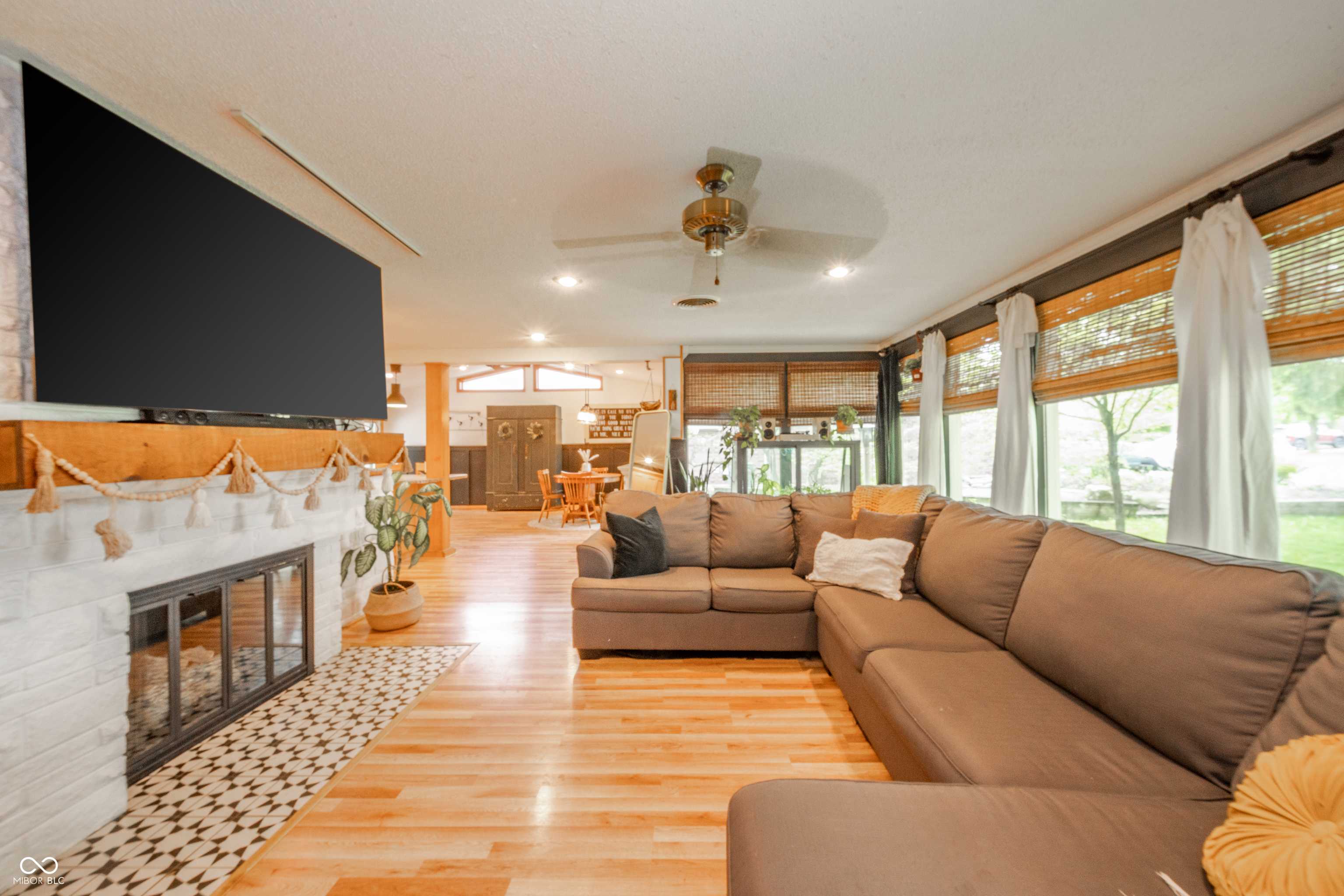 Anderson, IN 46012,806 Maplewood AVE