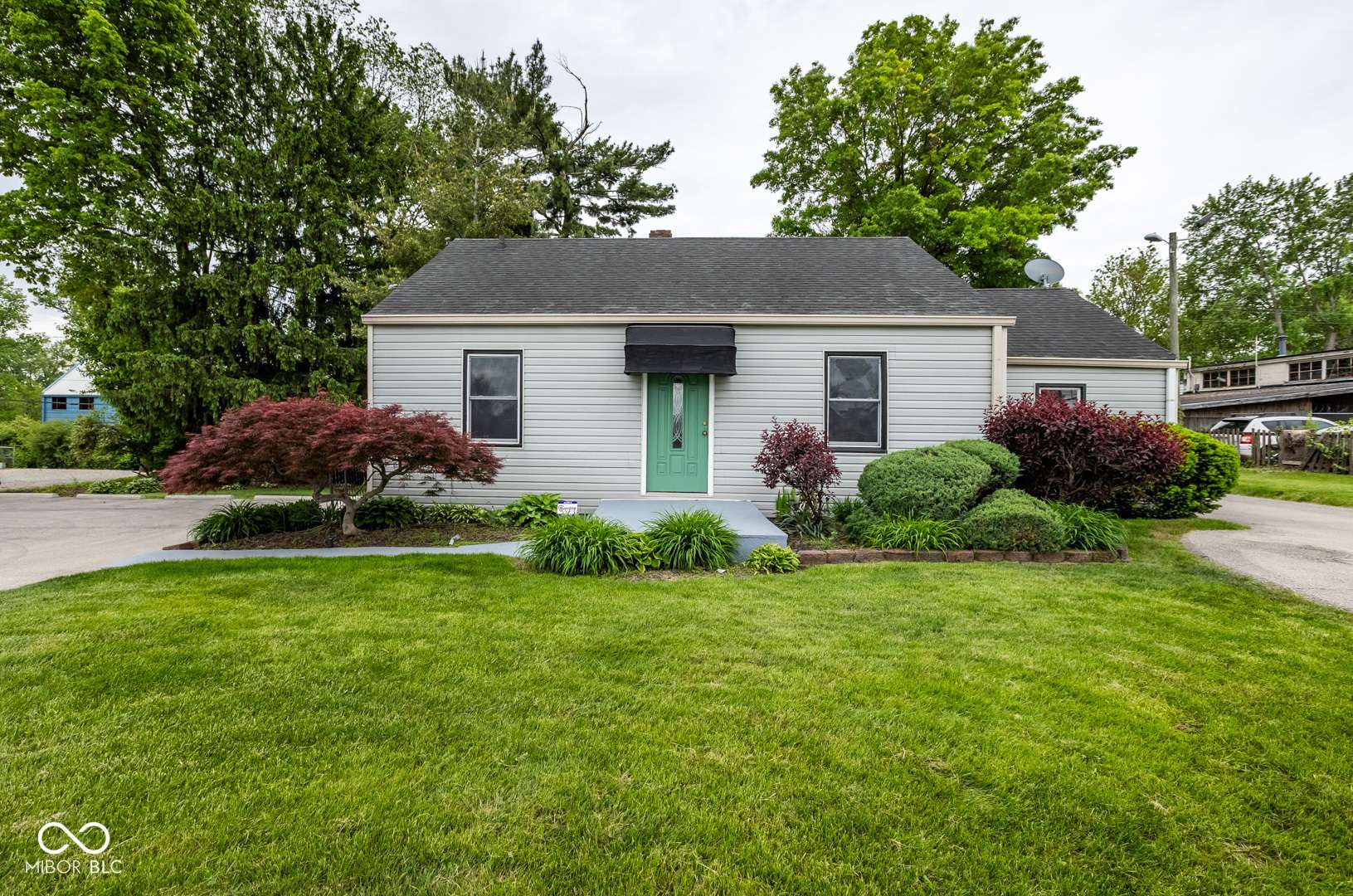 Indianapolis, IN 46205,2811 E 46th ST