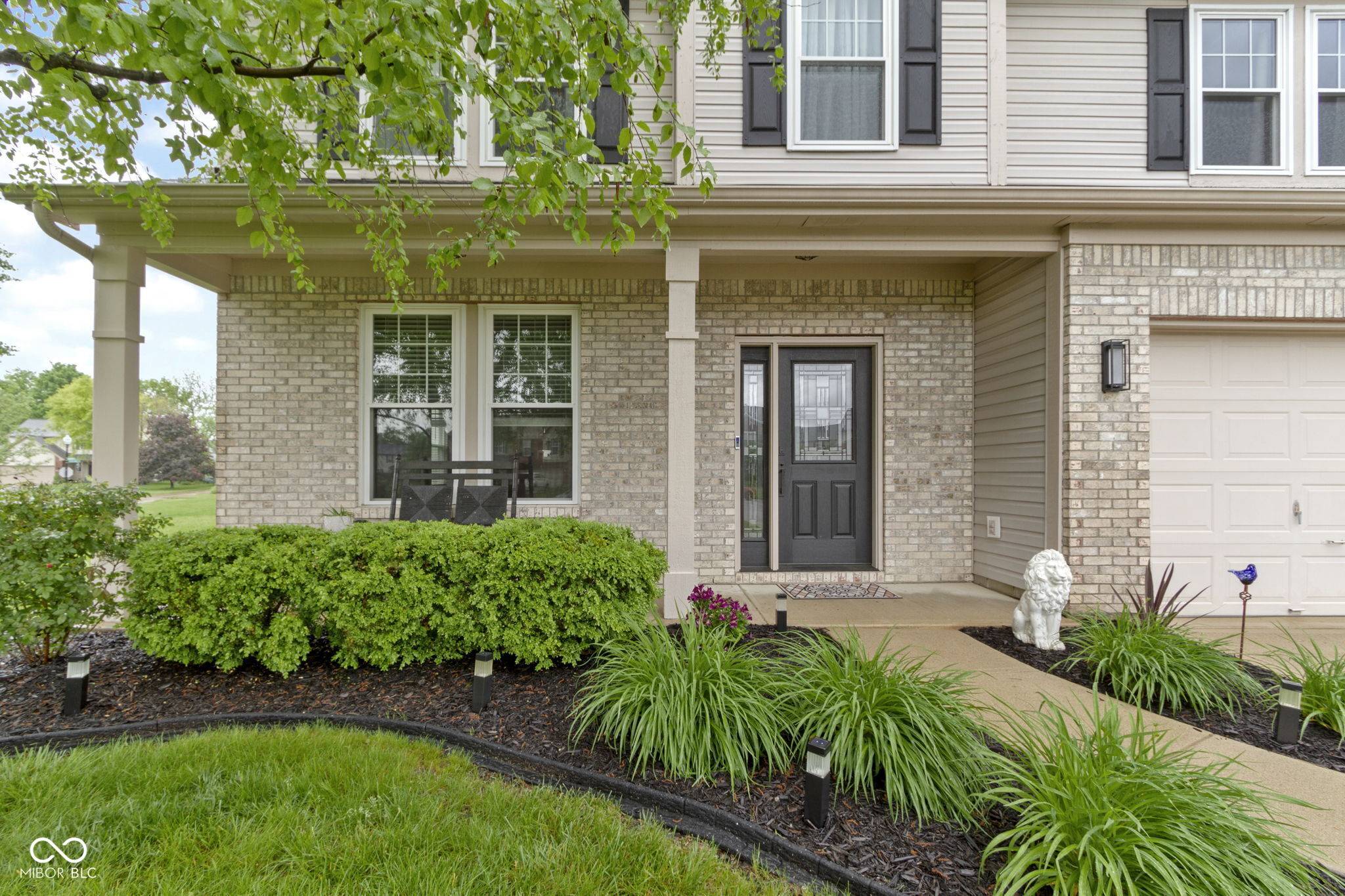 Indianapolis, IN 46237,6822 Woodford LN