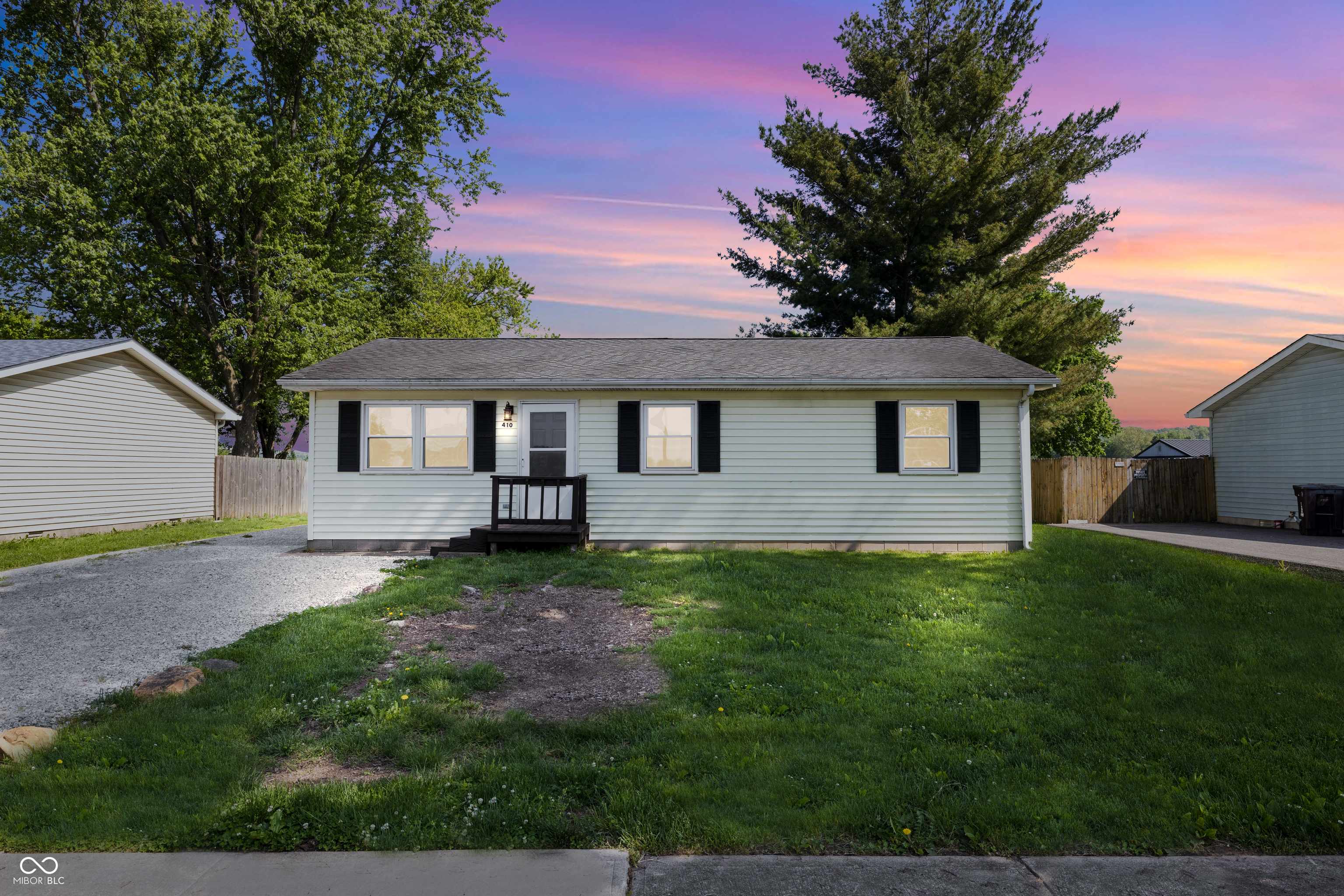Martinsville, IN 46151,410 W Douglas ST