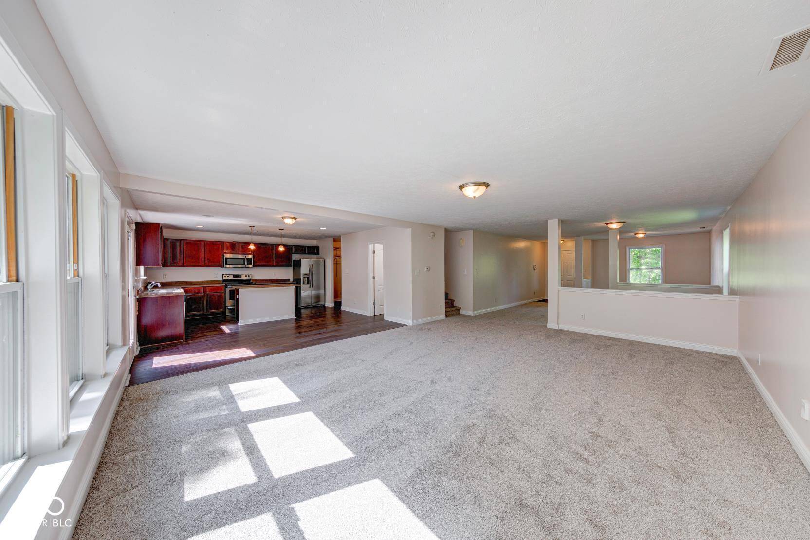 Indianapolis, IN 46235,4055 Steelewater WAY