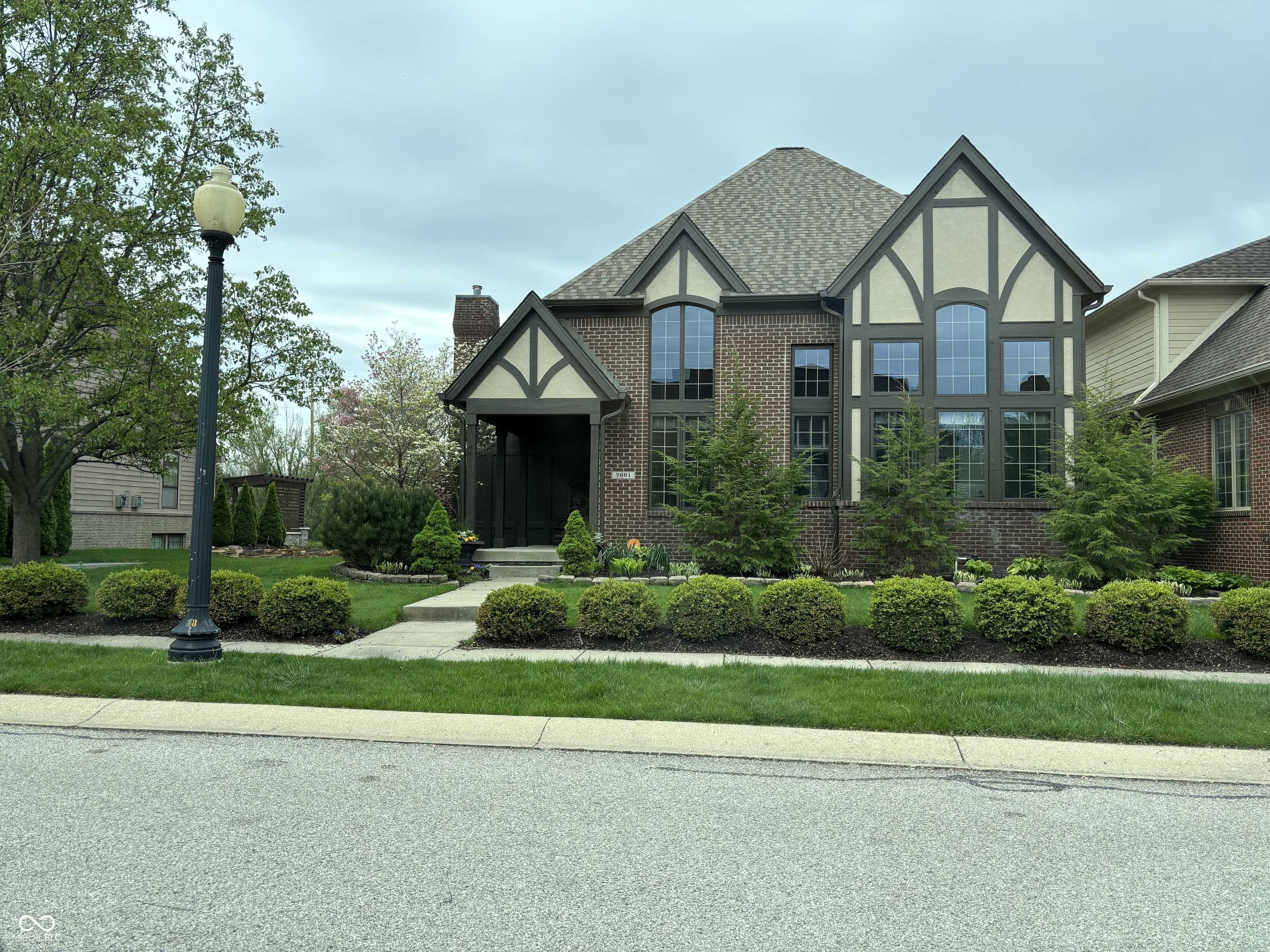 Zionsville, IN 46077,7661 Carriage House WAY