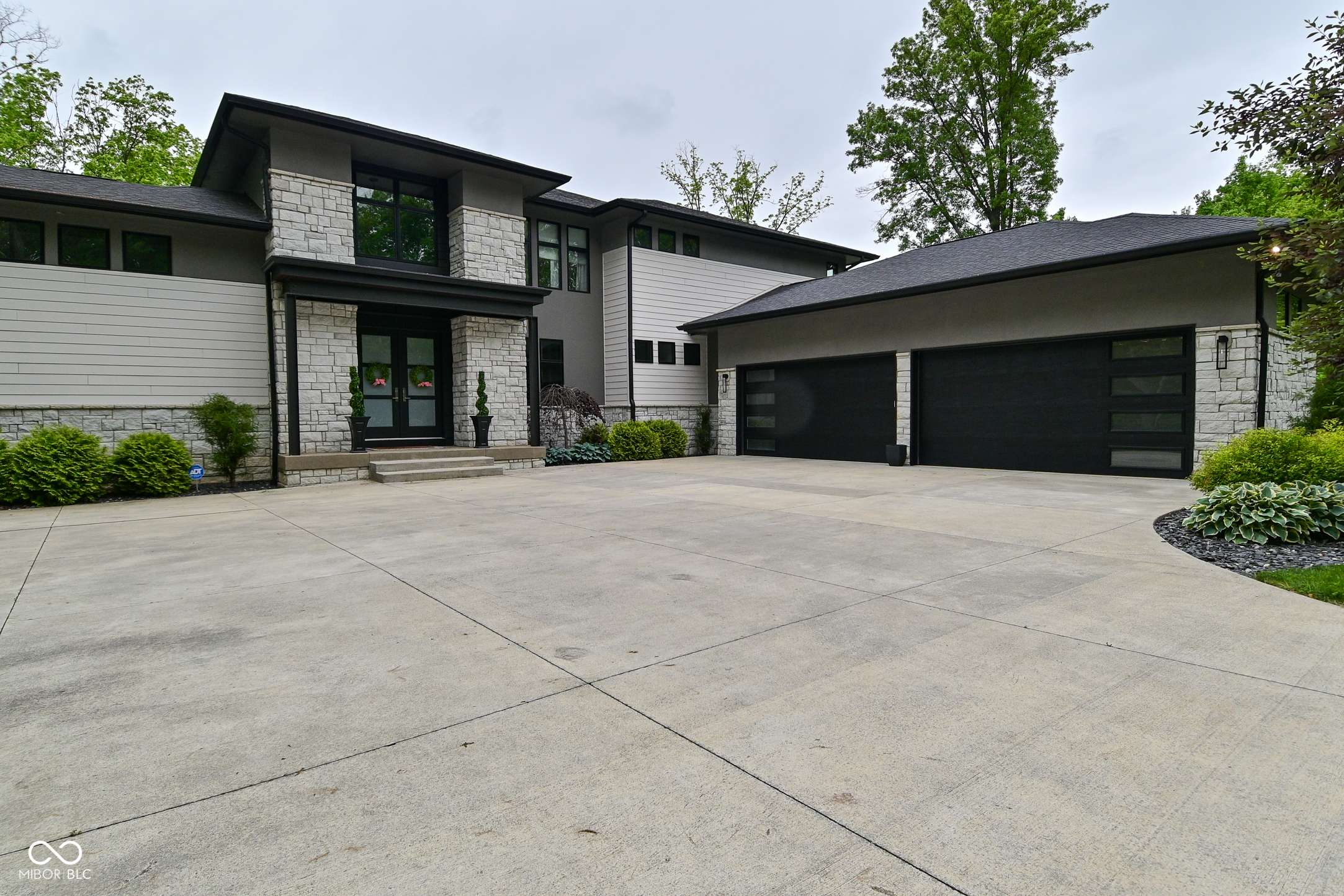 Indianapolis, IN 46220,7070 Dean RD