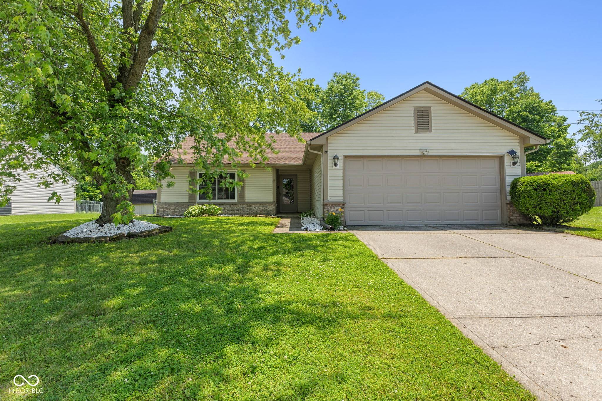Indianapolis, IN 46236,7215 Wet Rock CT