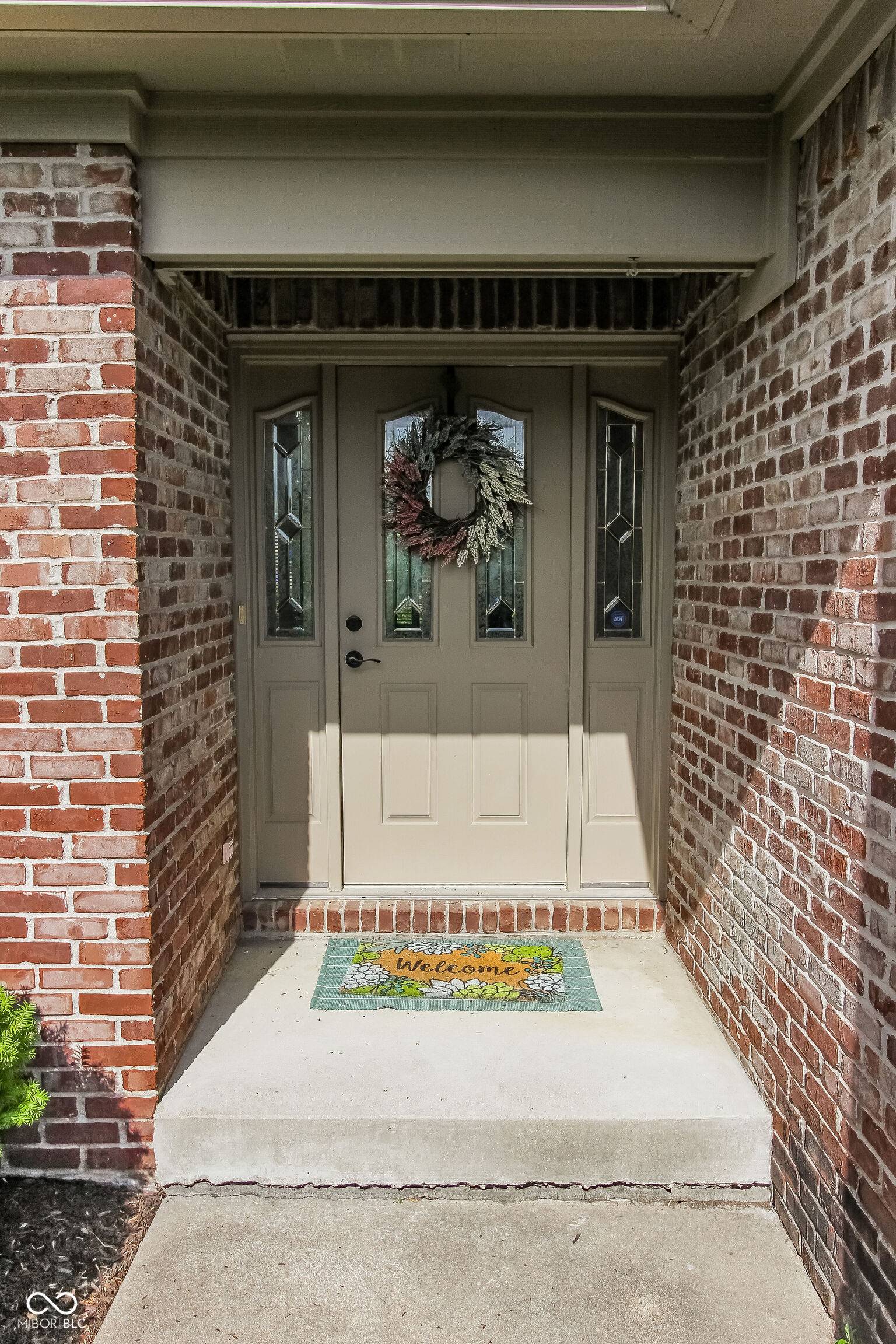 Indianapolis, IN 46259,7093 Republic LN