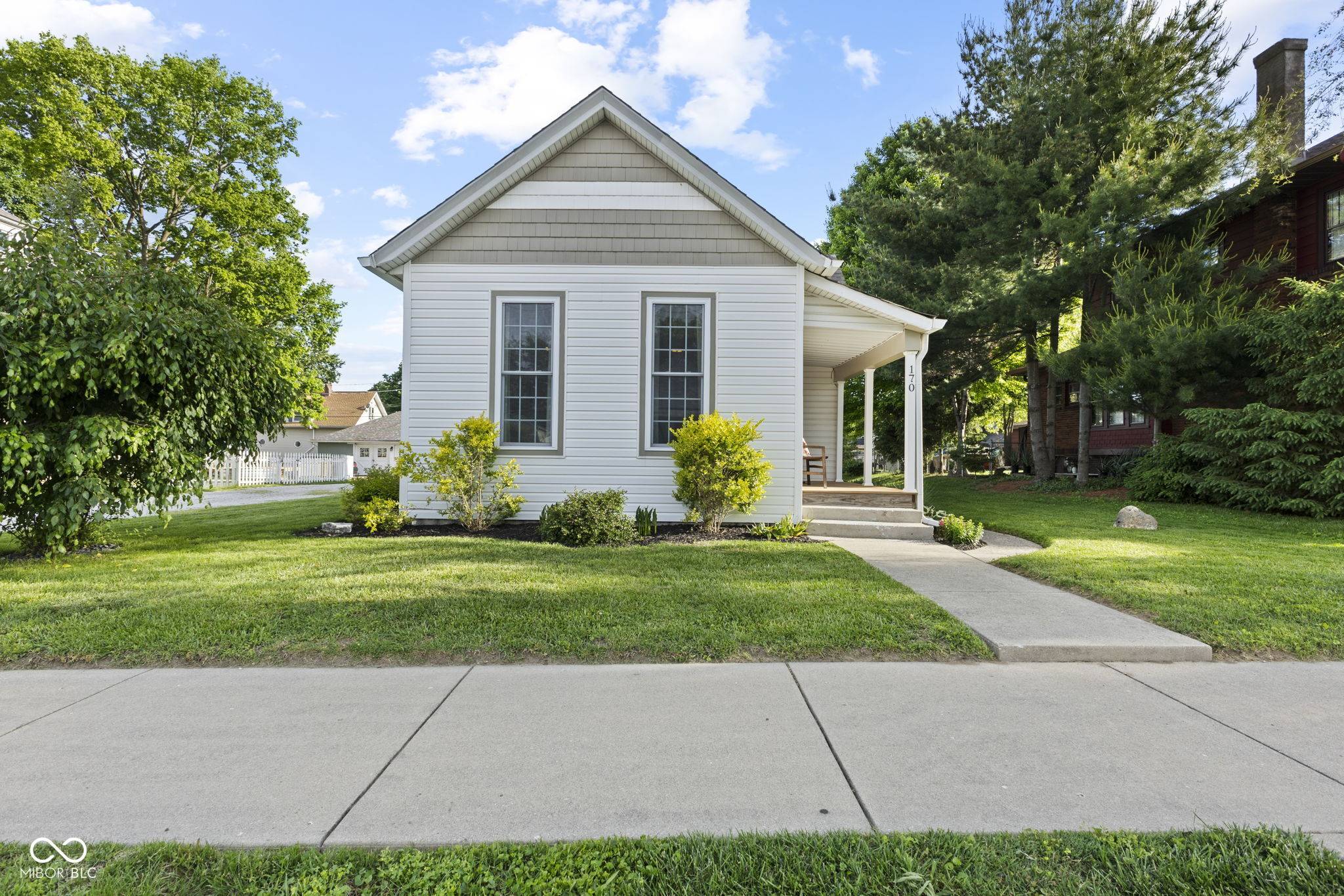 Greenwood, IN 46142,170 W Broadway ST