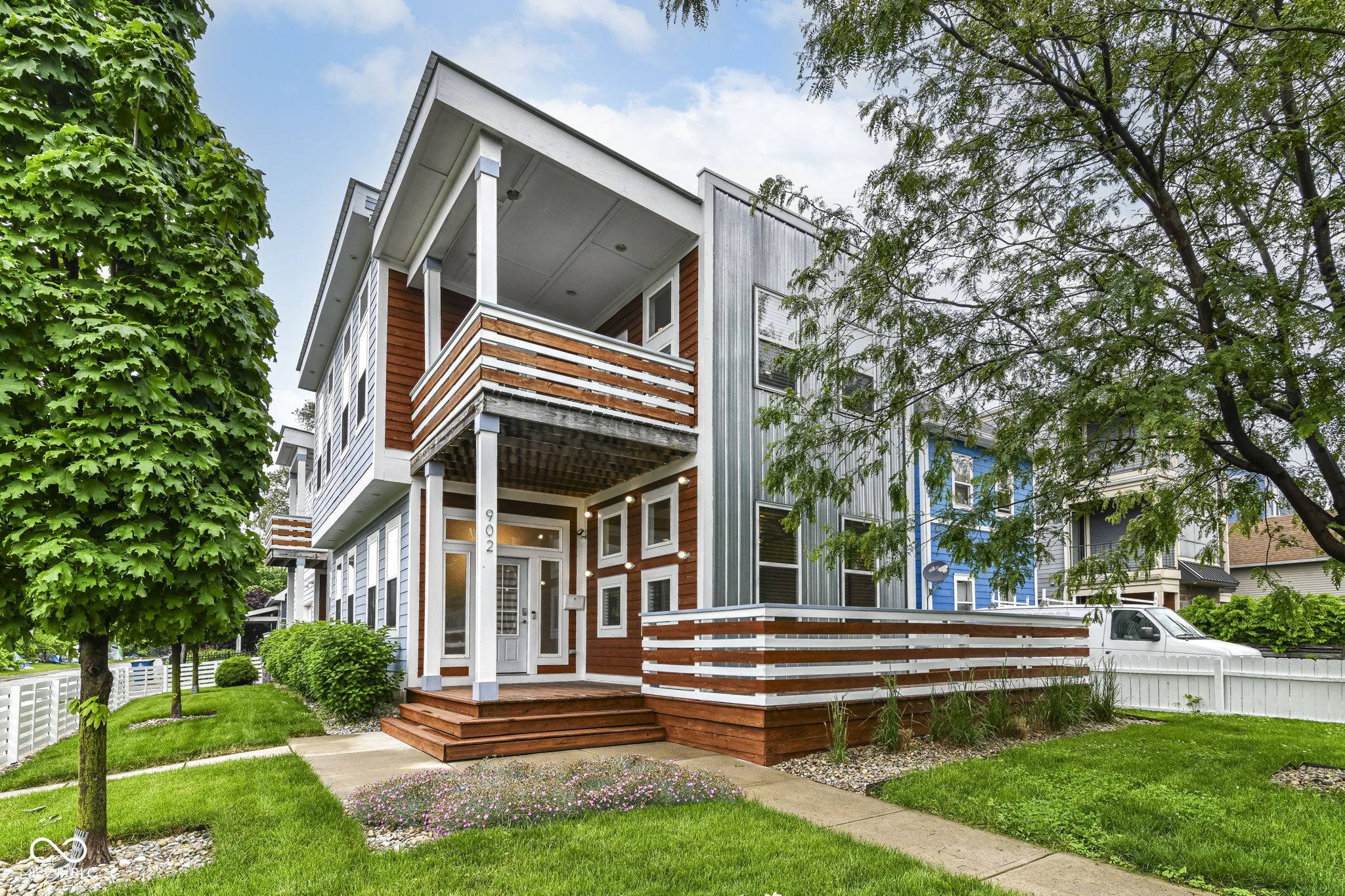 Indianapolis, IN 46203,902 Woodlawn AVE