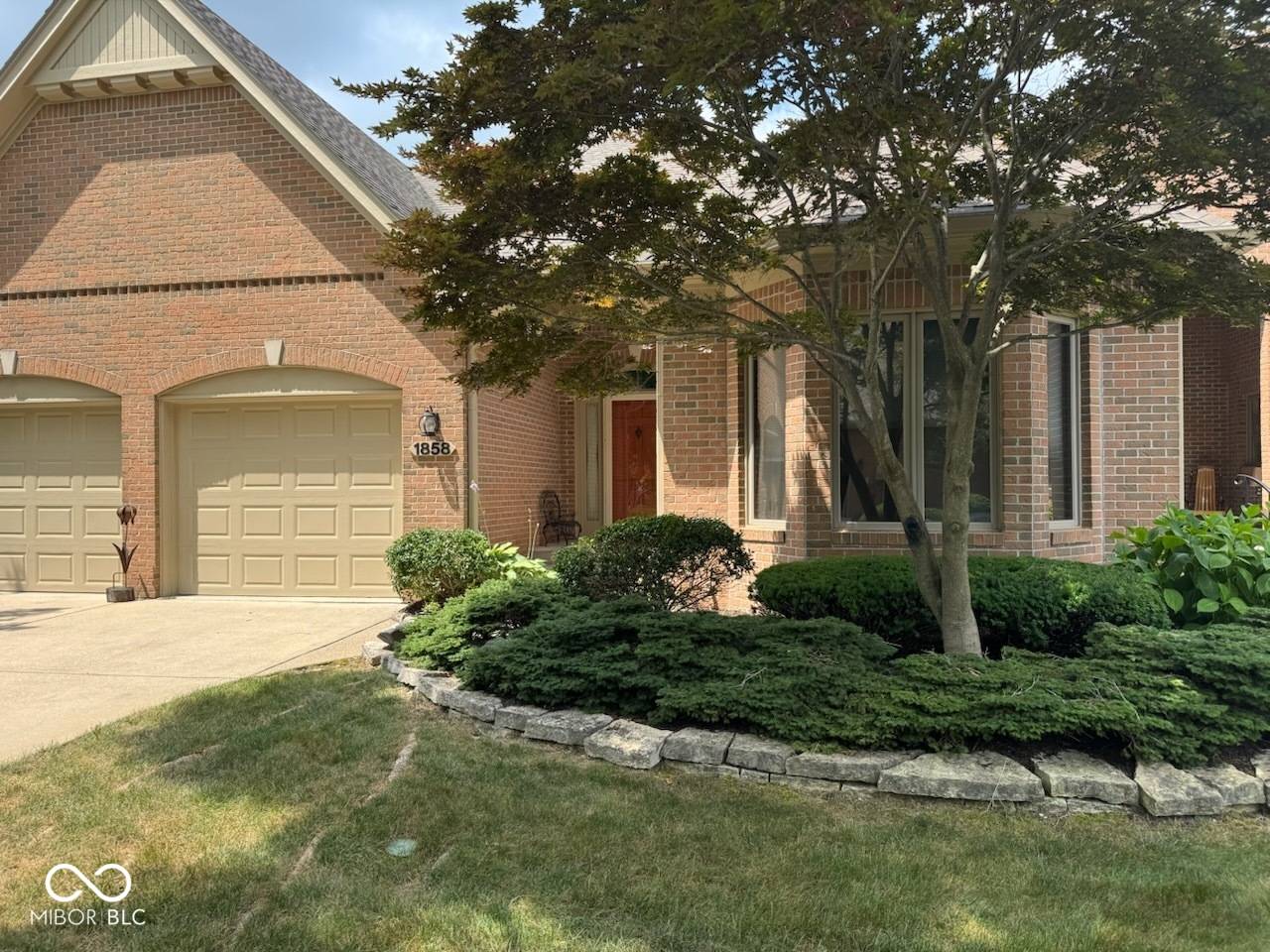 Greenwood, IN 46143,1858 Broadleaf CT