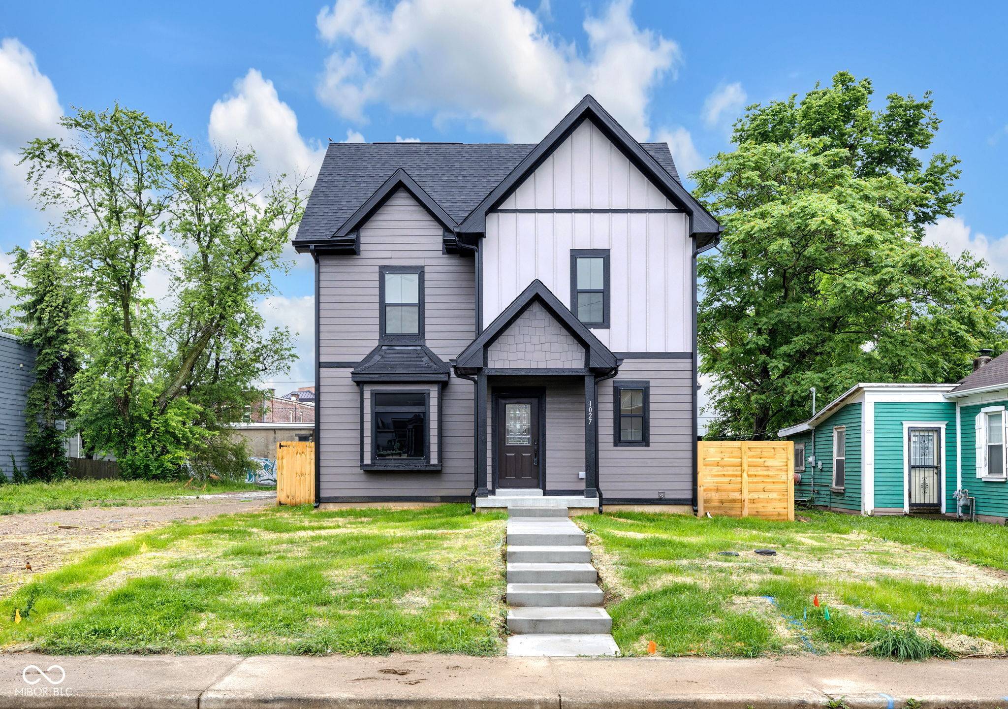 Indianapolis, IN 46203,1027 Hosbrook ST