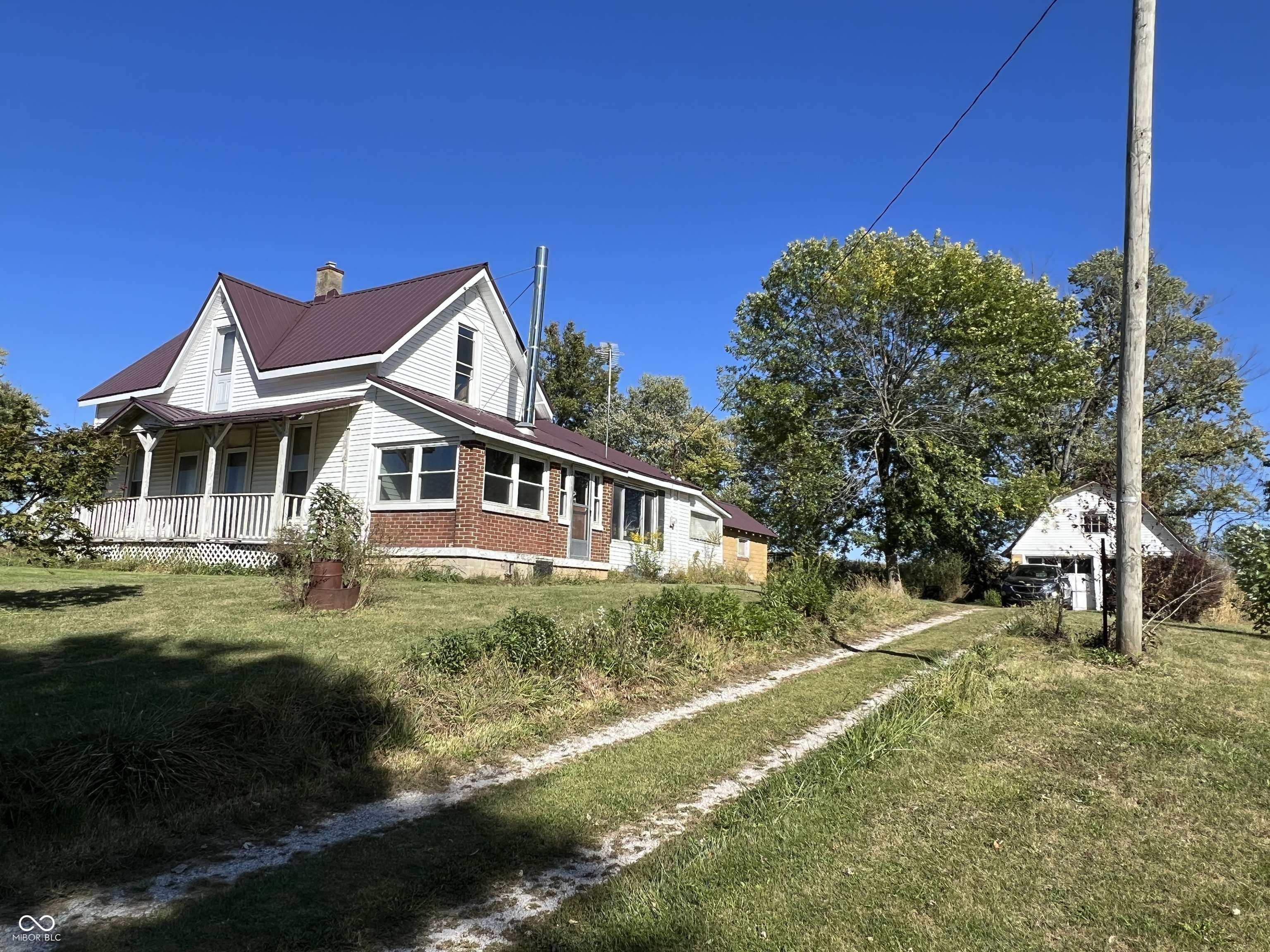 Coatesville, IN 46121,5855 S County Road 800 E