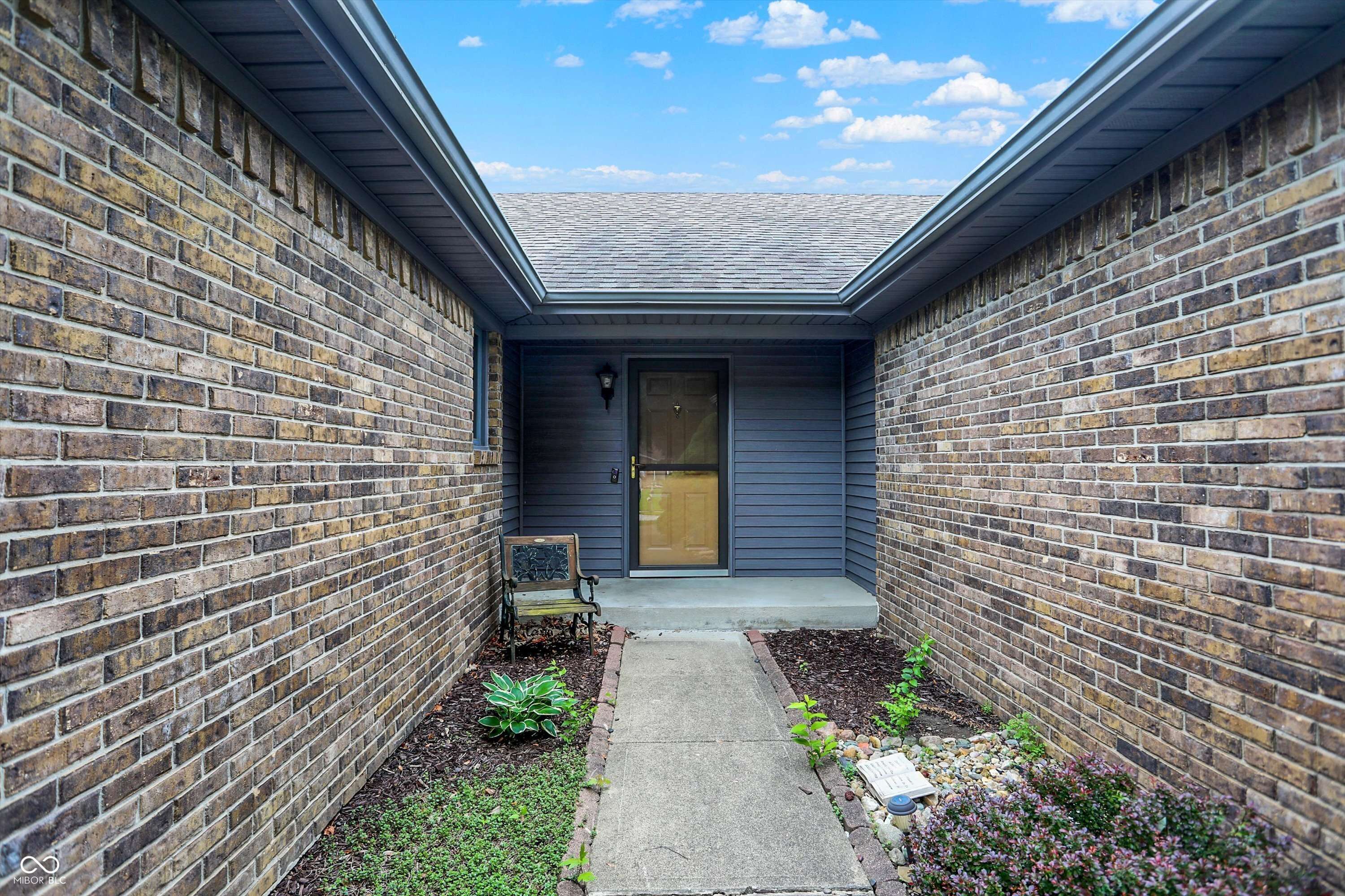 Plainfield, IN 46168,926 Brookside LN