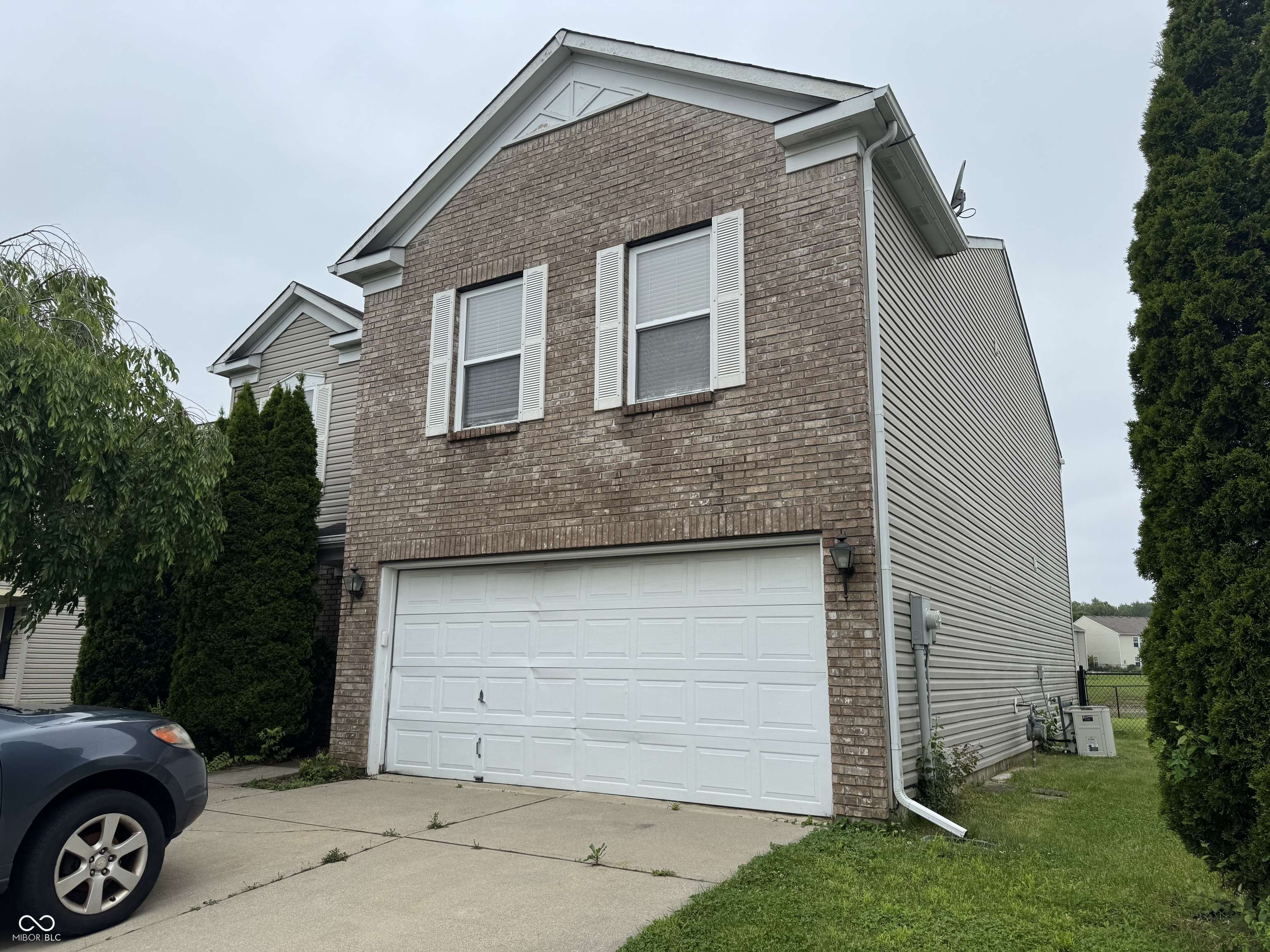Indianapolis, IN 46237,5502 Floating Leaf DR