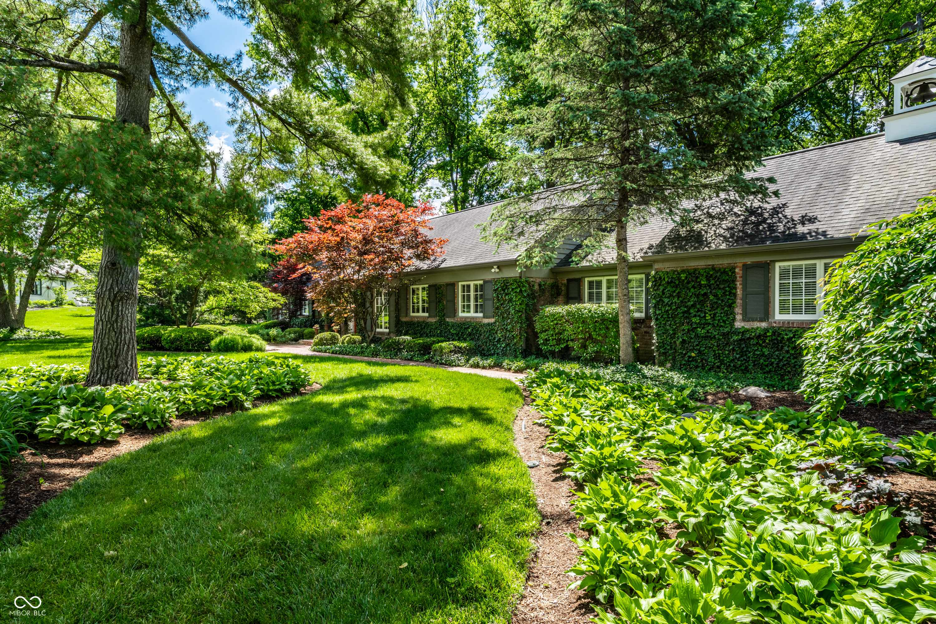Indianapolis, IN 46260,9550 Copley DR
