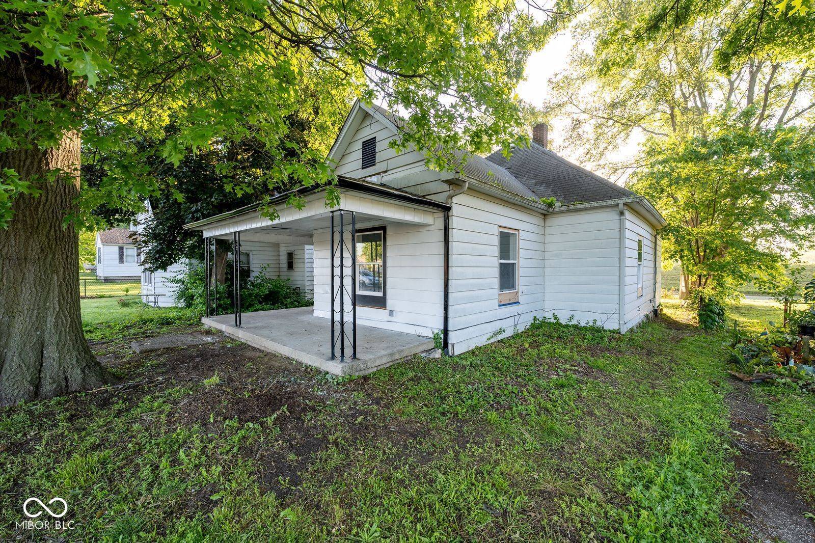 West Terre Haute, IN 47885,214 S McIlroy AVE
