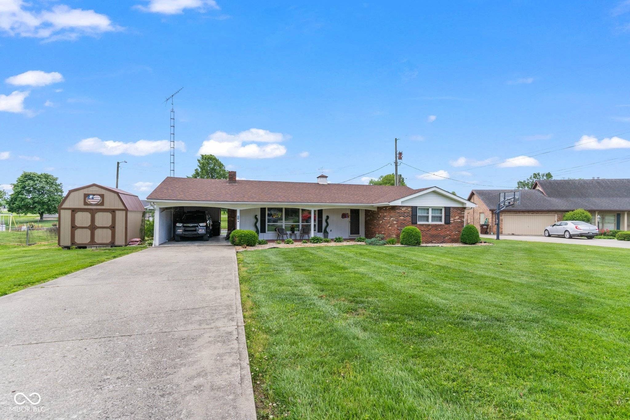 Scottsburg, IN 47170,2137 W Bobwhite DR