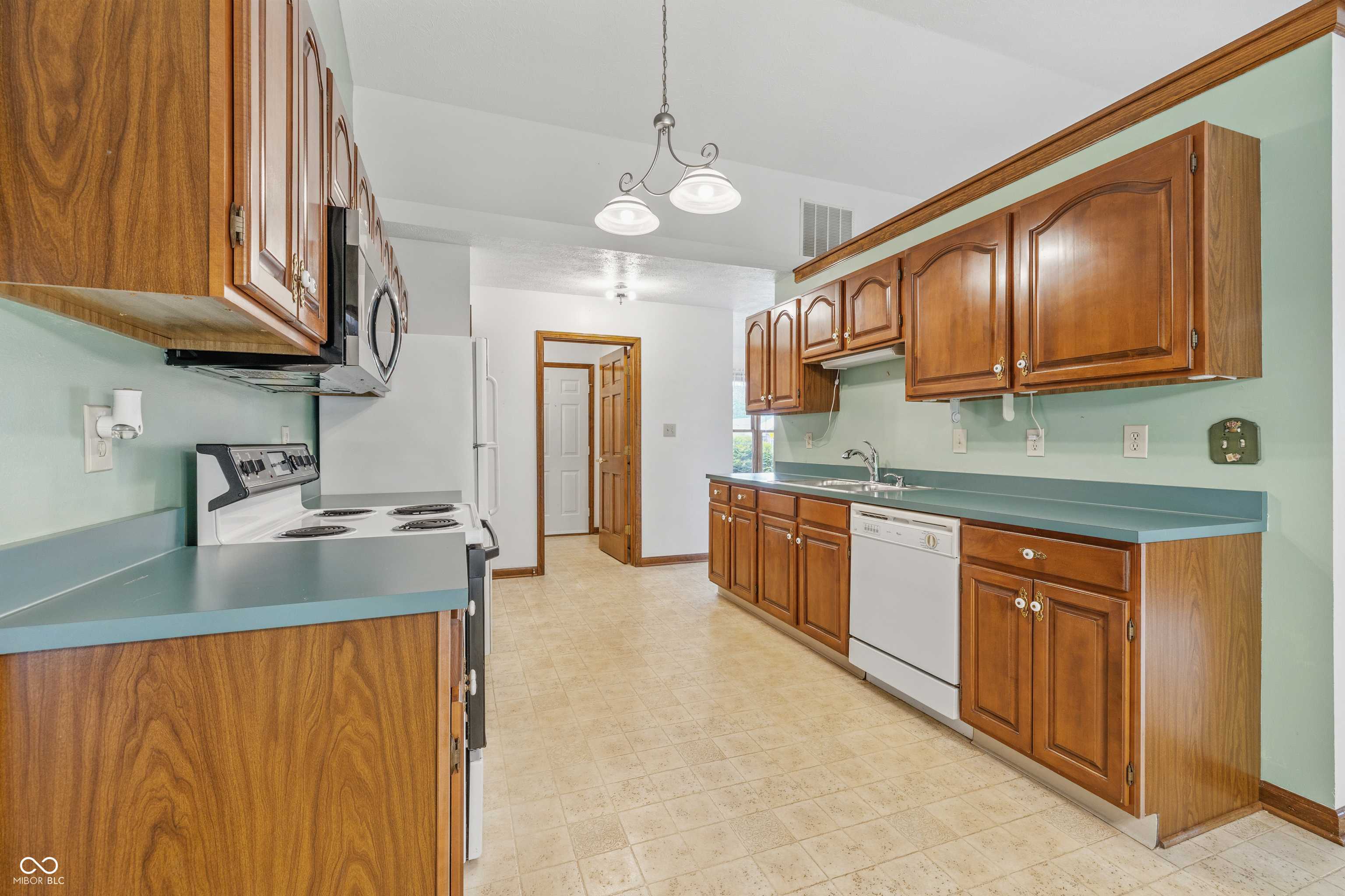 Avon, IN 46123,959 Harvest Ridge DR