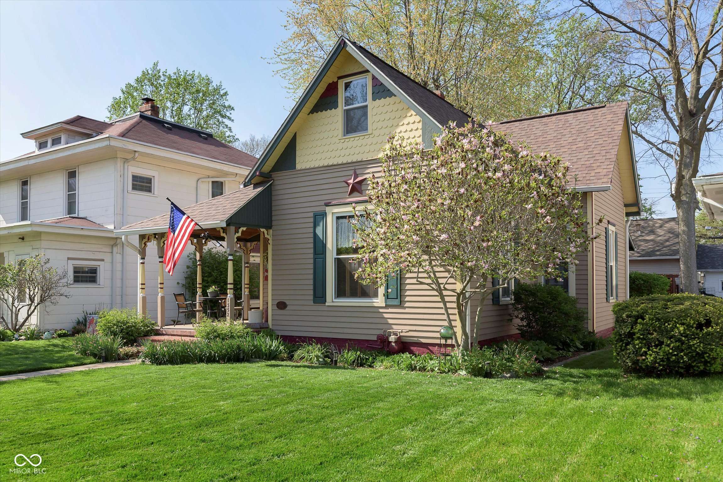 Noblesville, IN 46060,1352 Clinton ST