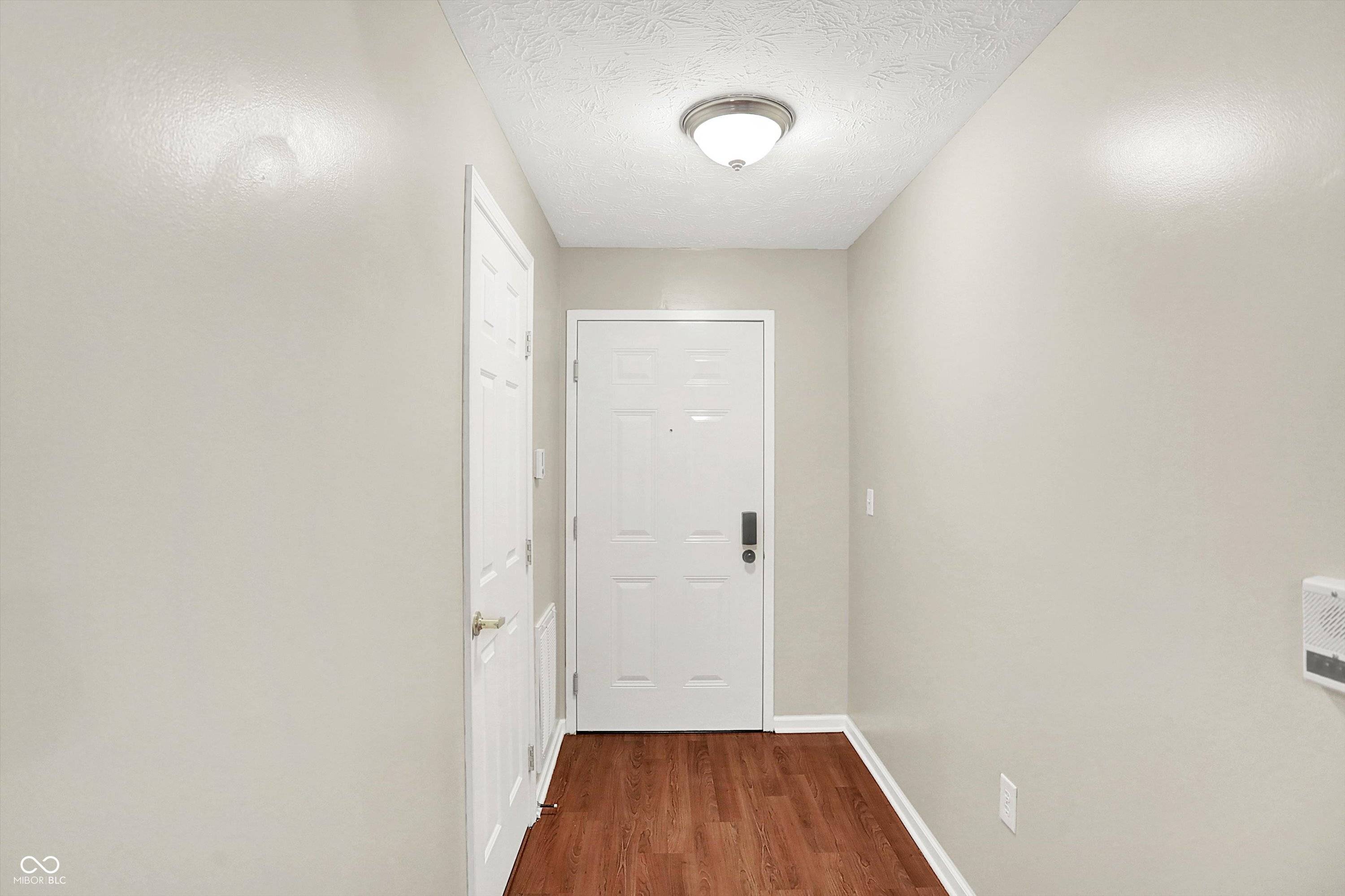Indianapolis, IN 46237,6518 Jade Stream CT #312