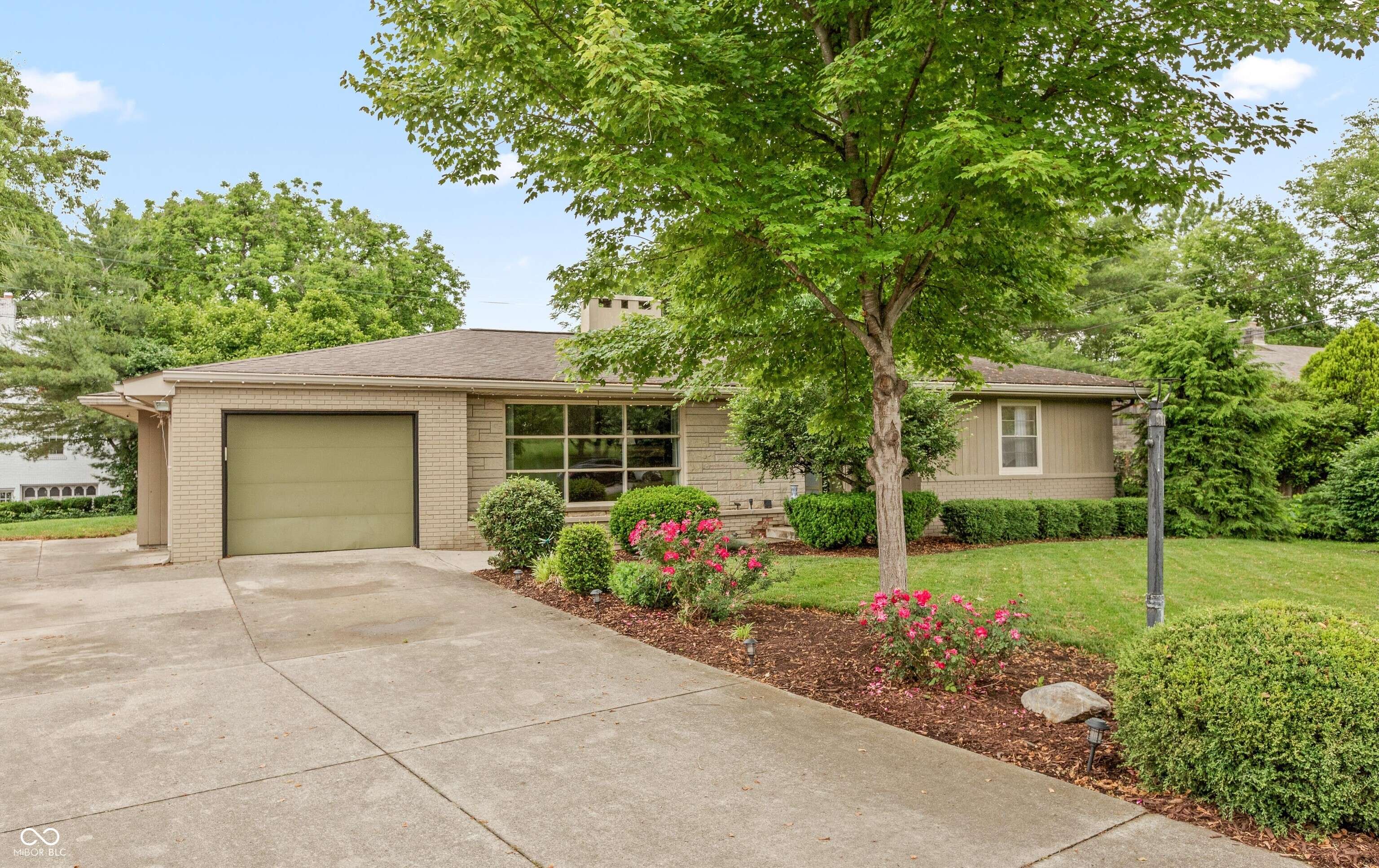 Seymour, IN 47274,651 West DR