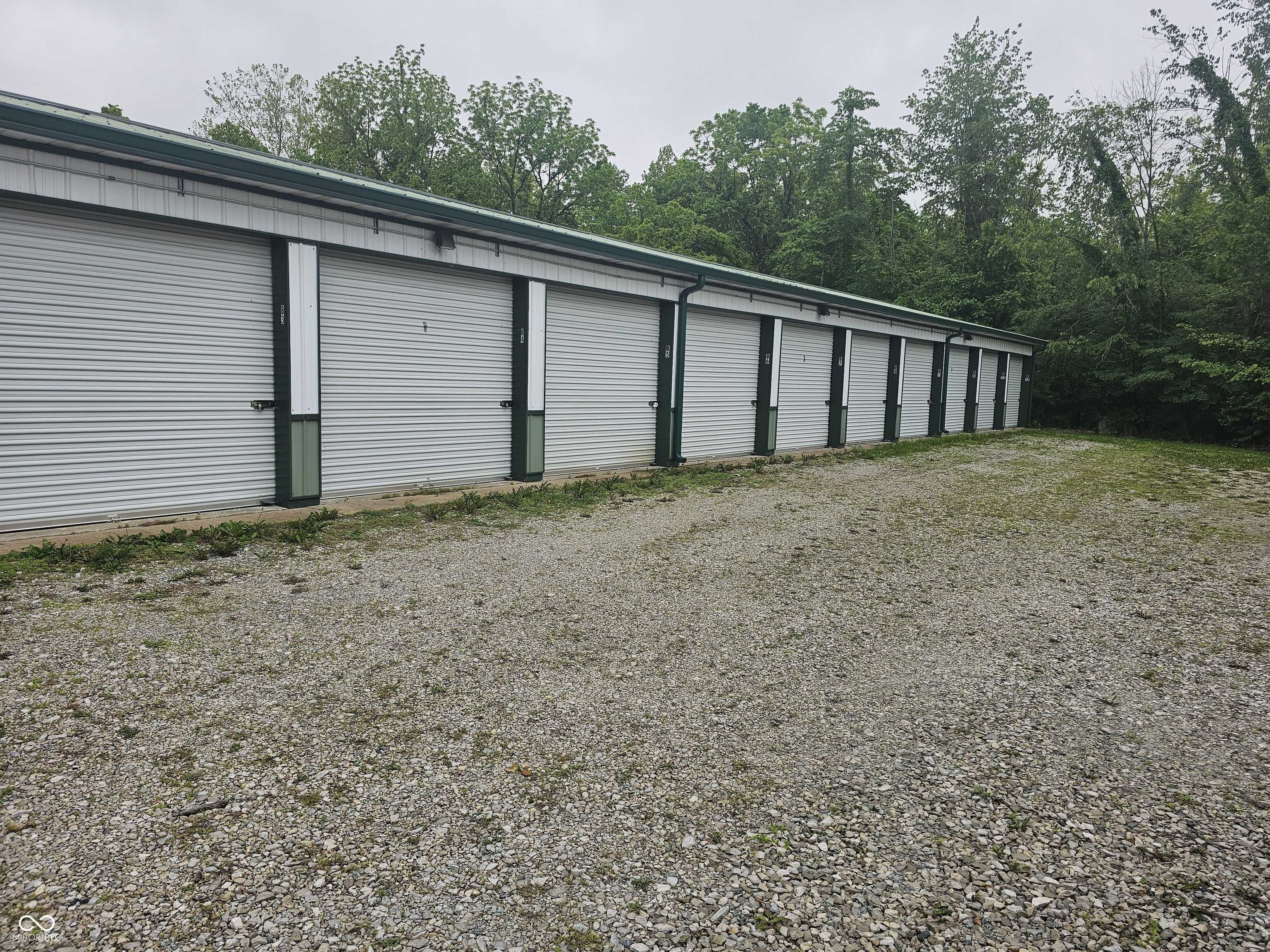Greencastle, IN 46135,4446 W County Road 450 N