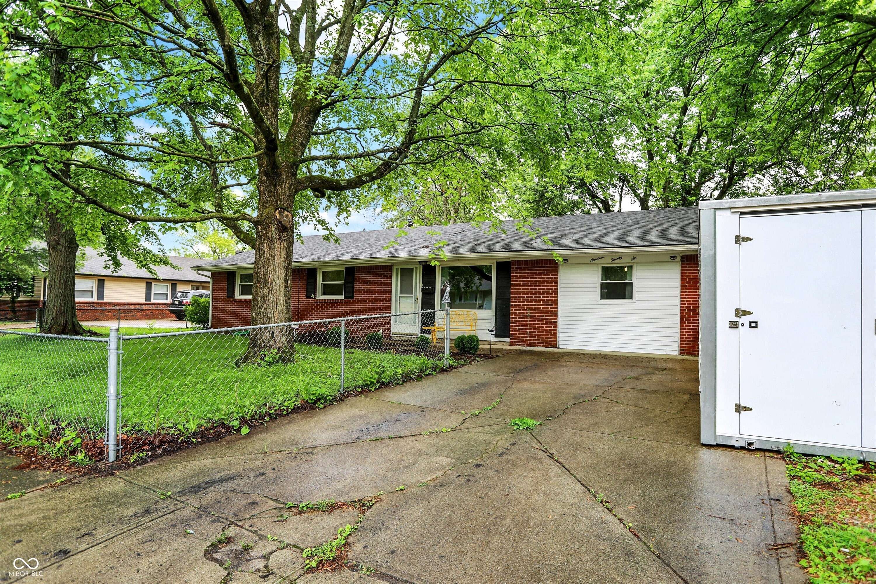 Indianapolis, IN 46229,1926 Fairmont CT