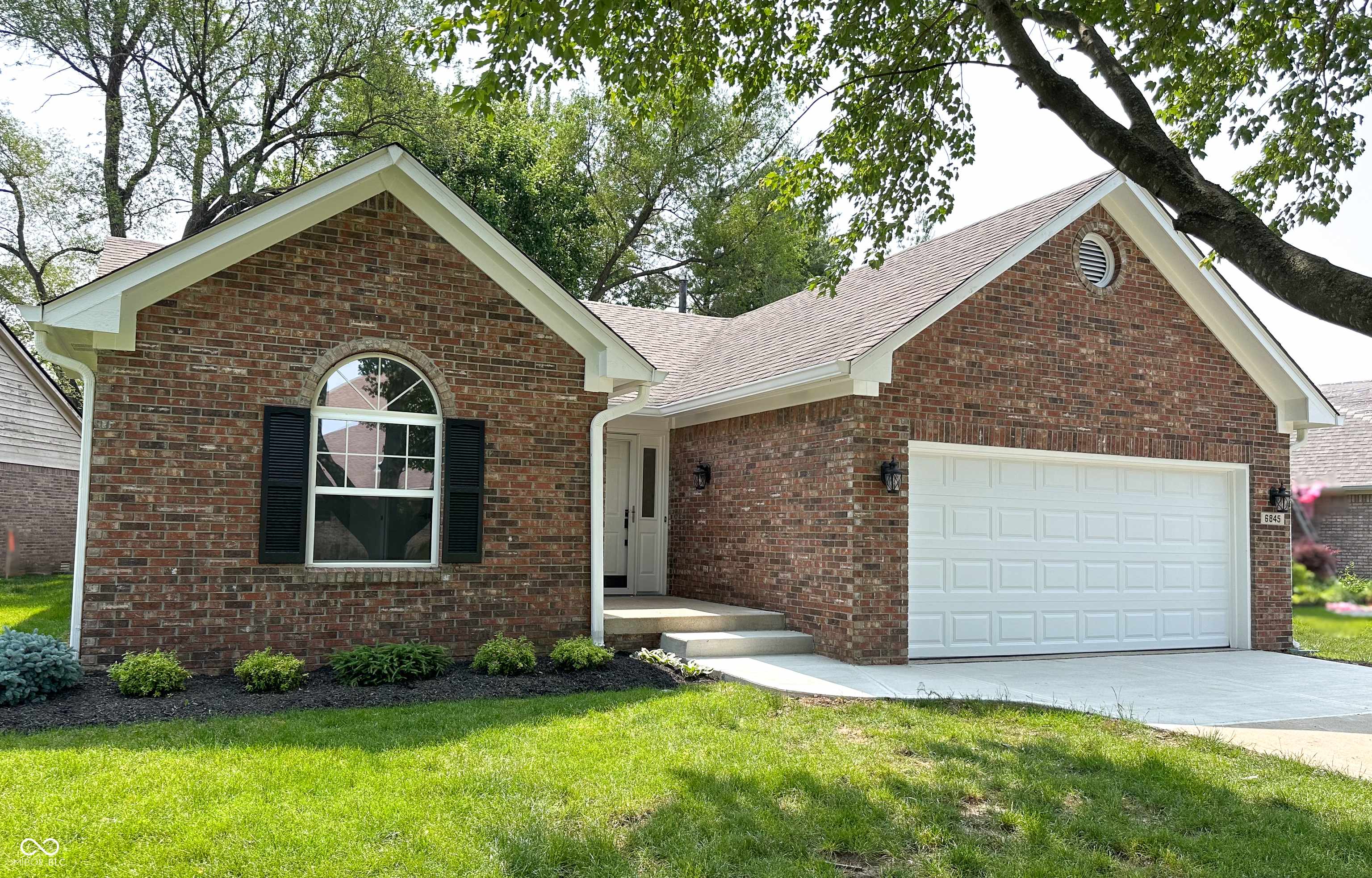 Indianapolis, IN 46217,6845 Arjay DR