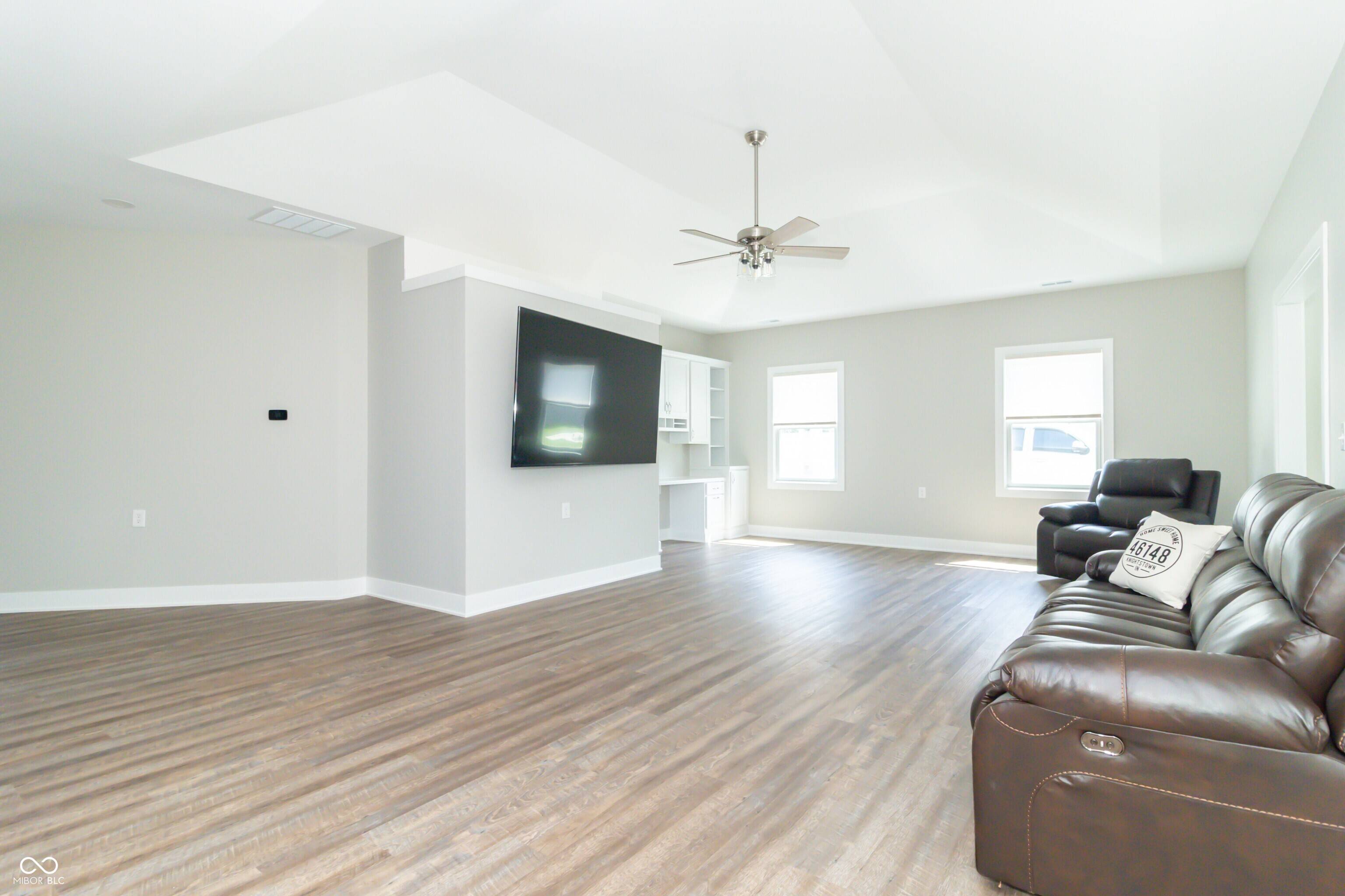 Knightstown, IN 46148,307 Blue River DR