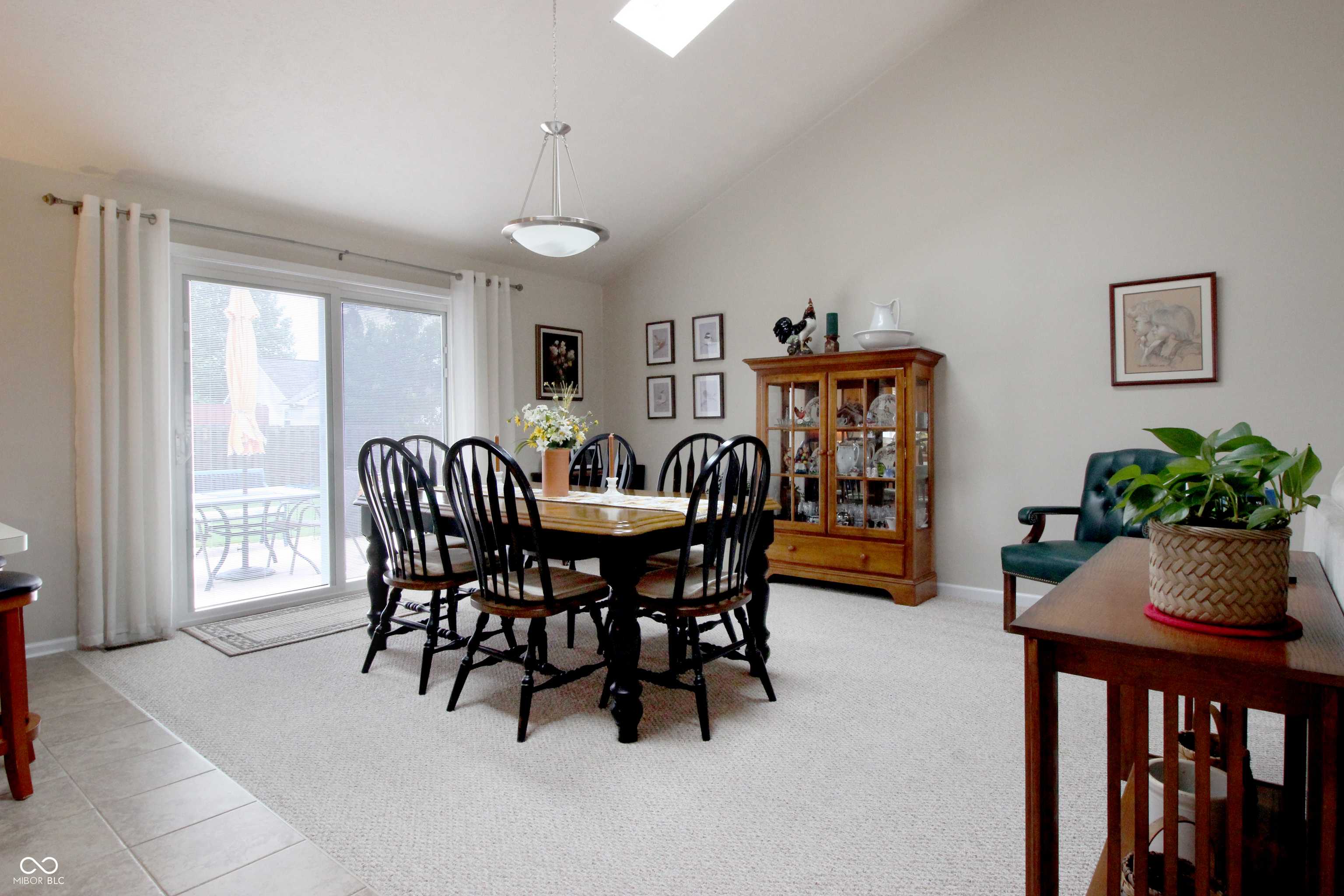 Columbus, IN 47203,3645 Richland DR
