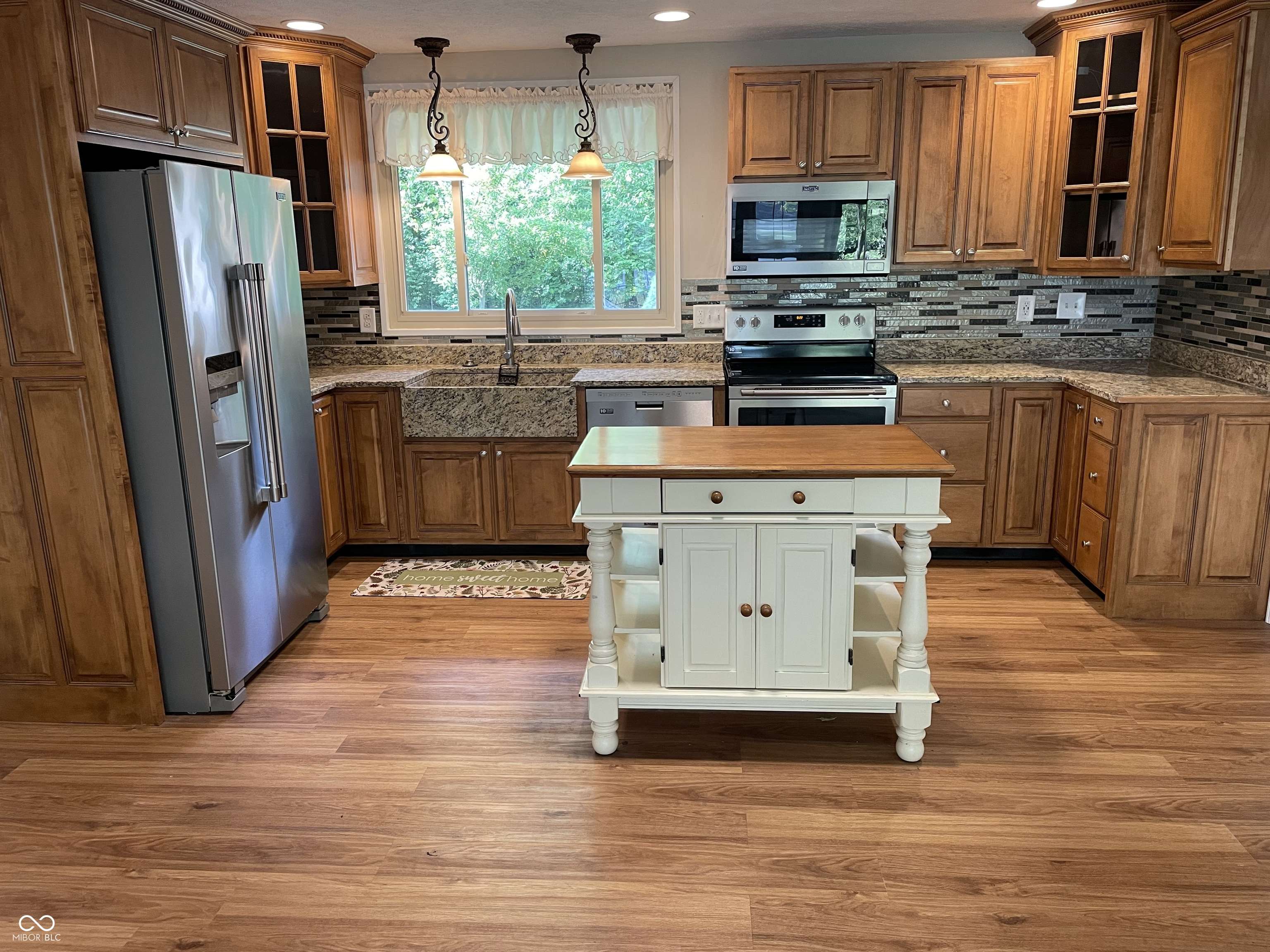 Carmel, IN 46032,526 Emerson RD