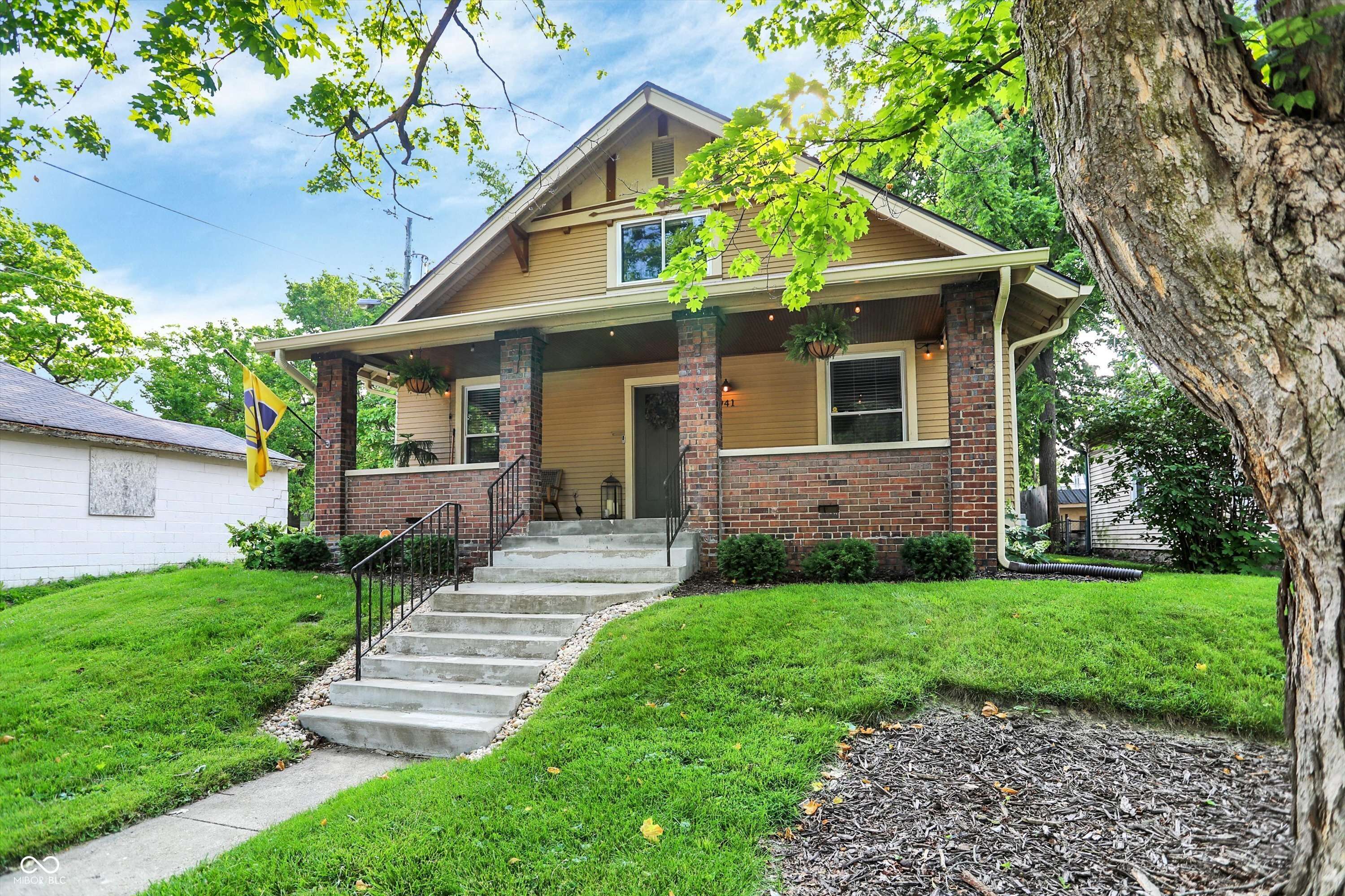 Indianapolis, IN 46201,941 N Temple AVE