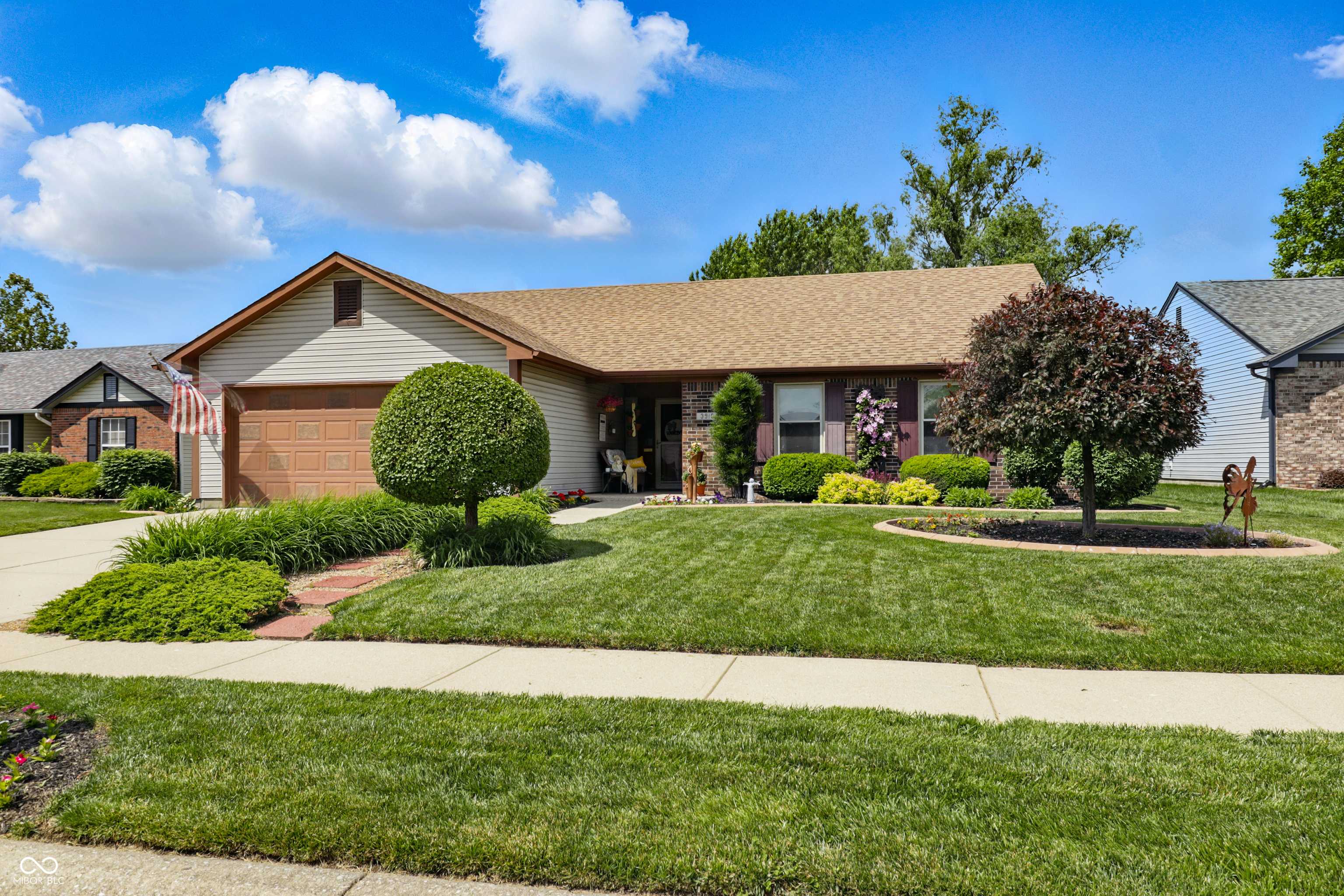 Indianapolis, IN 46237,3916 St Simons CT