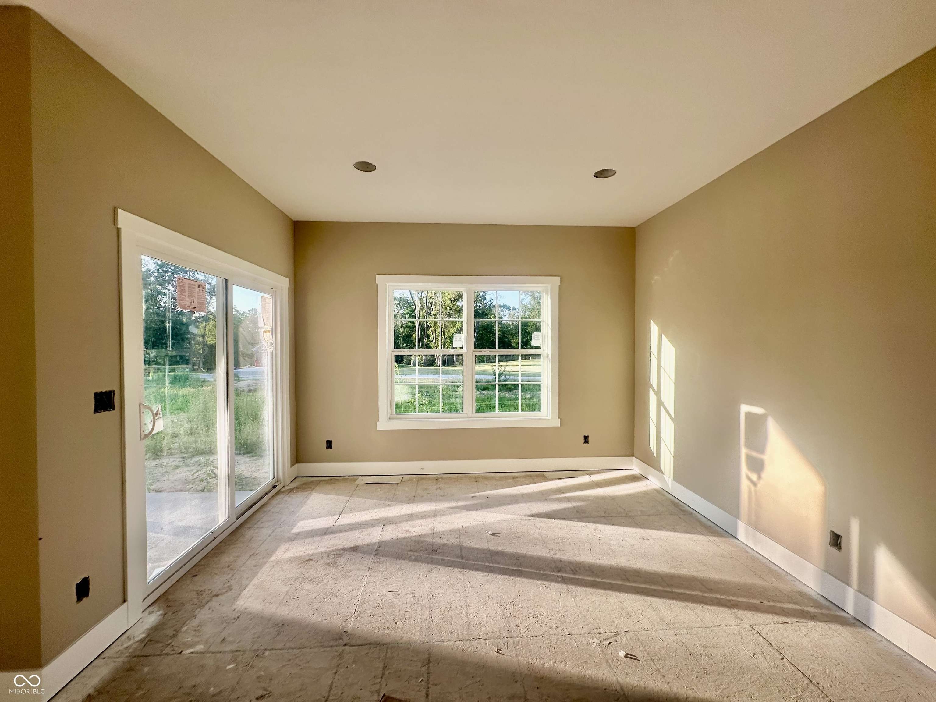 Covington, IN 47932,106 Red Oak LN
