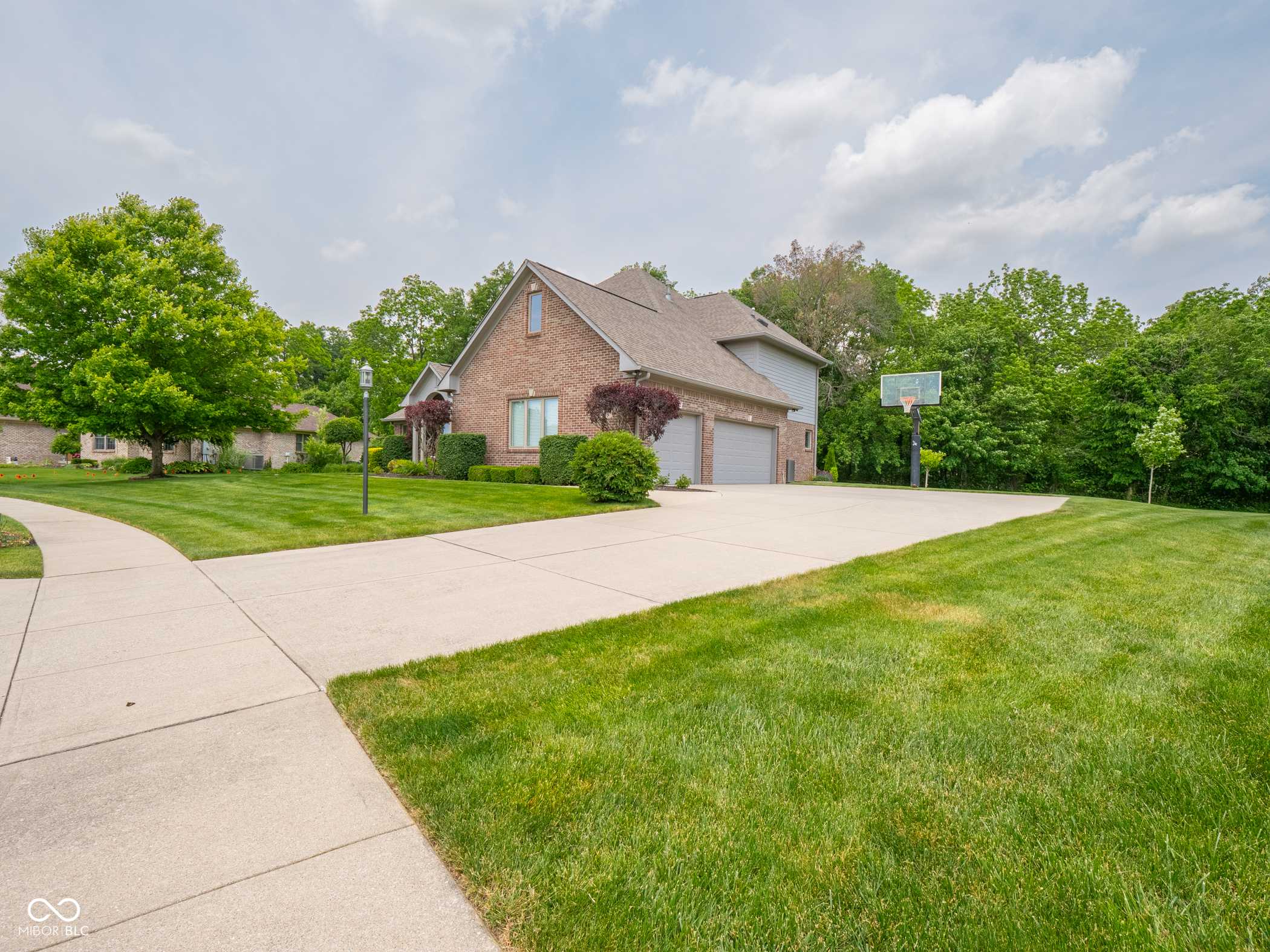 Pittsboro, IN 46167,312 Hawthorne DR