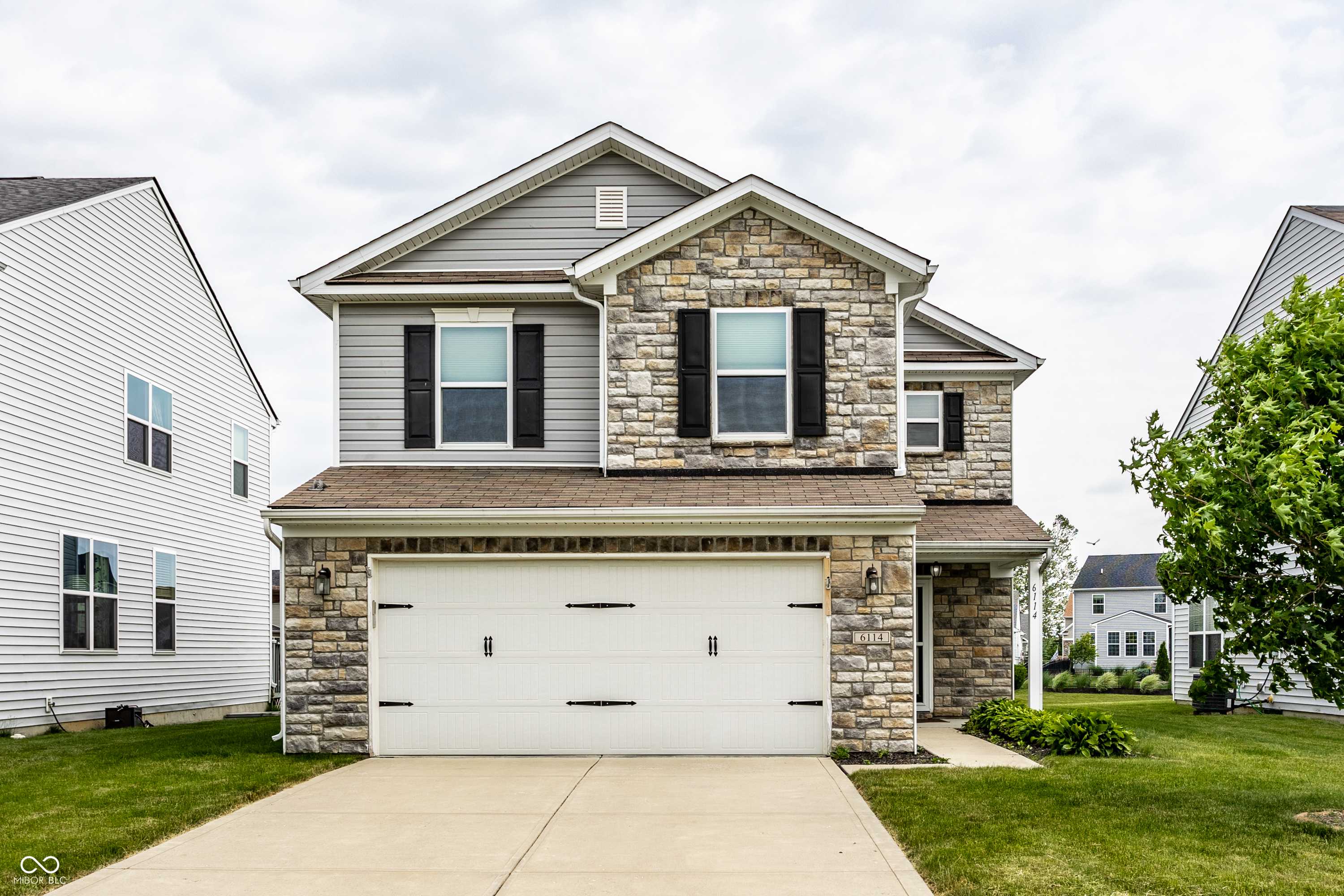 Whitestown, IN 46075,6114 Pebblebrooke RD